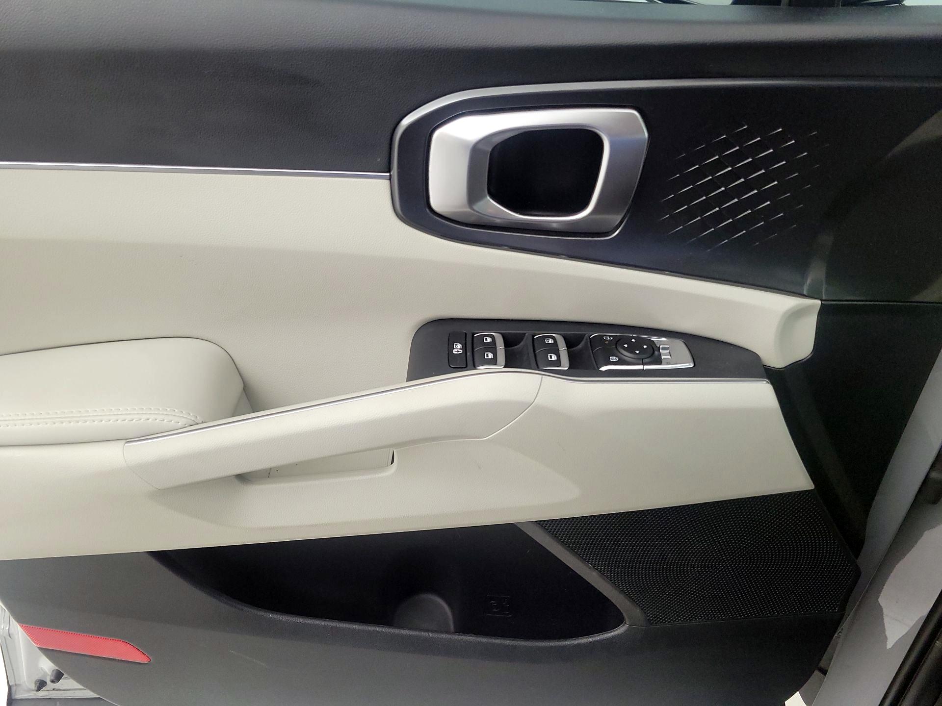 Thumbnail: 2025 Kia Sorento - 12