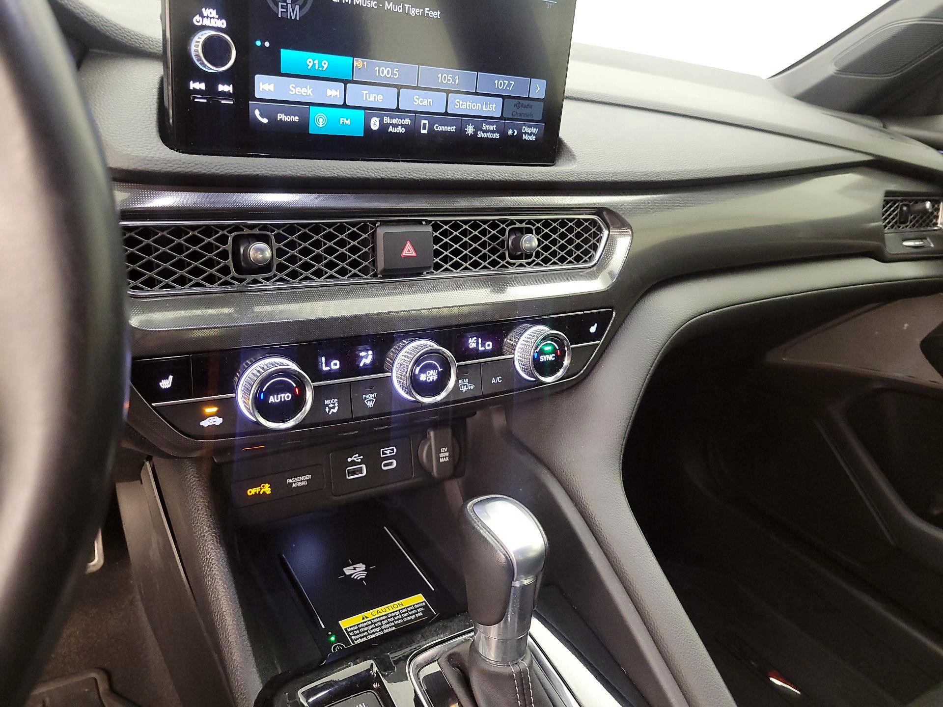 Thumbnail: 2023 Acura Integra - 15