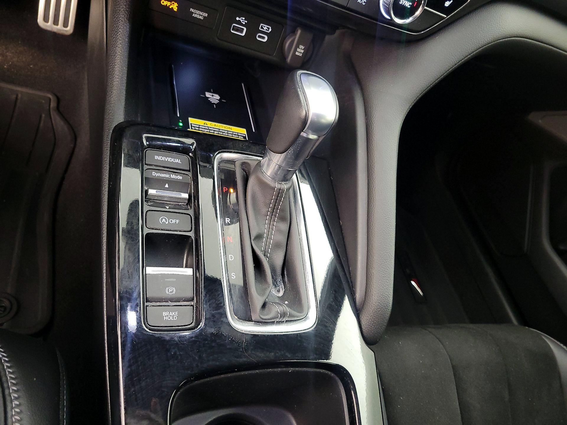 Thumbnail: 2023 Acura Integra - 16