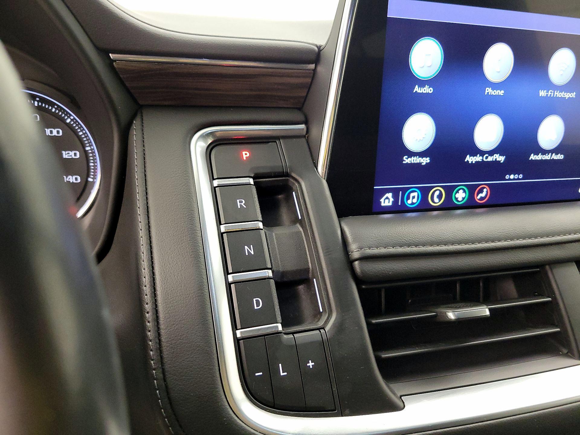 Thumbnail: 2021 Chevrolet Tahoe - 17