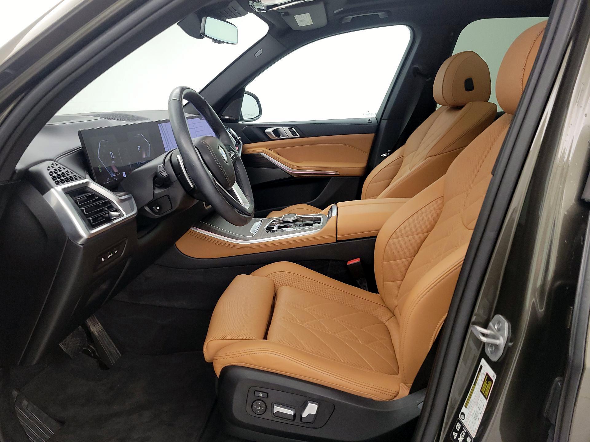 Thumbnail: 2025 BMW X5 - 11