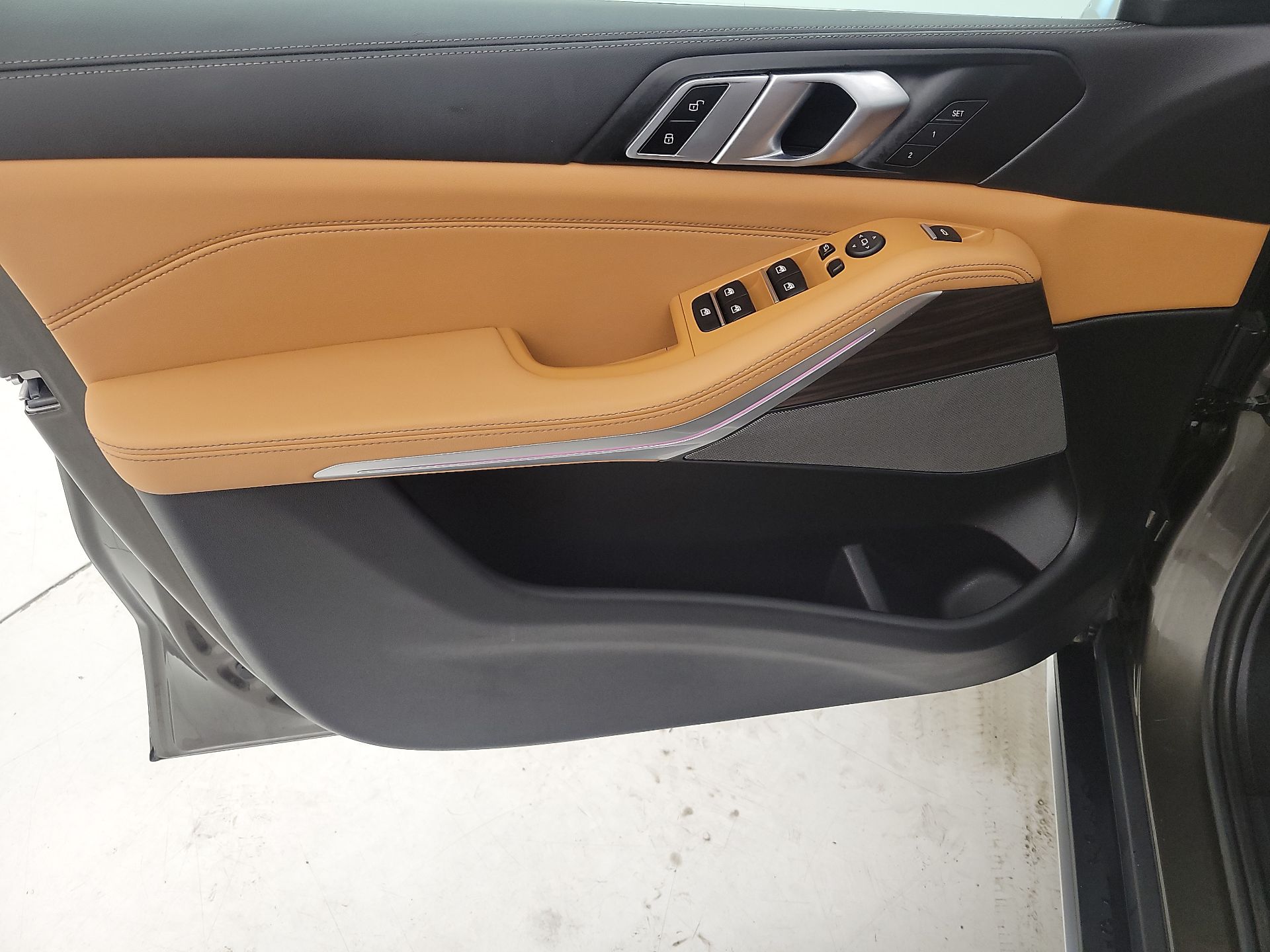 Thumbnail: 2025 BMW X5 - 12