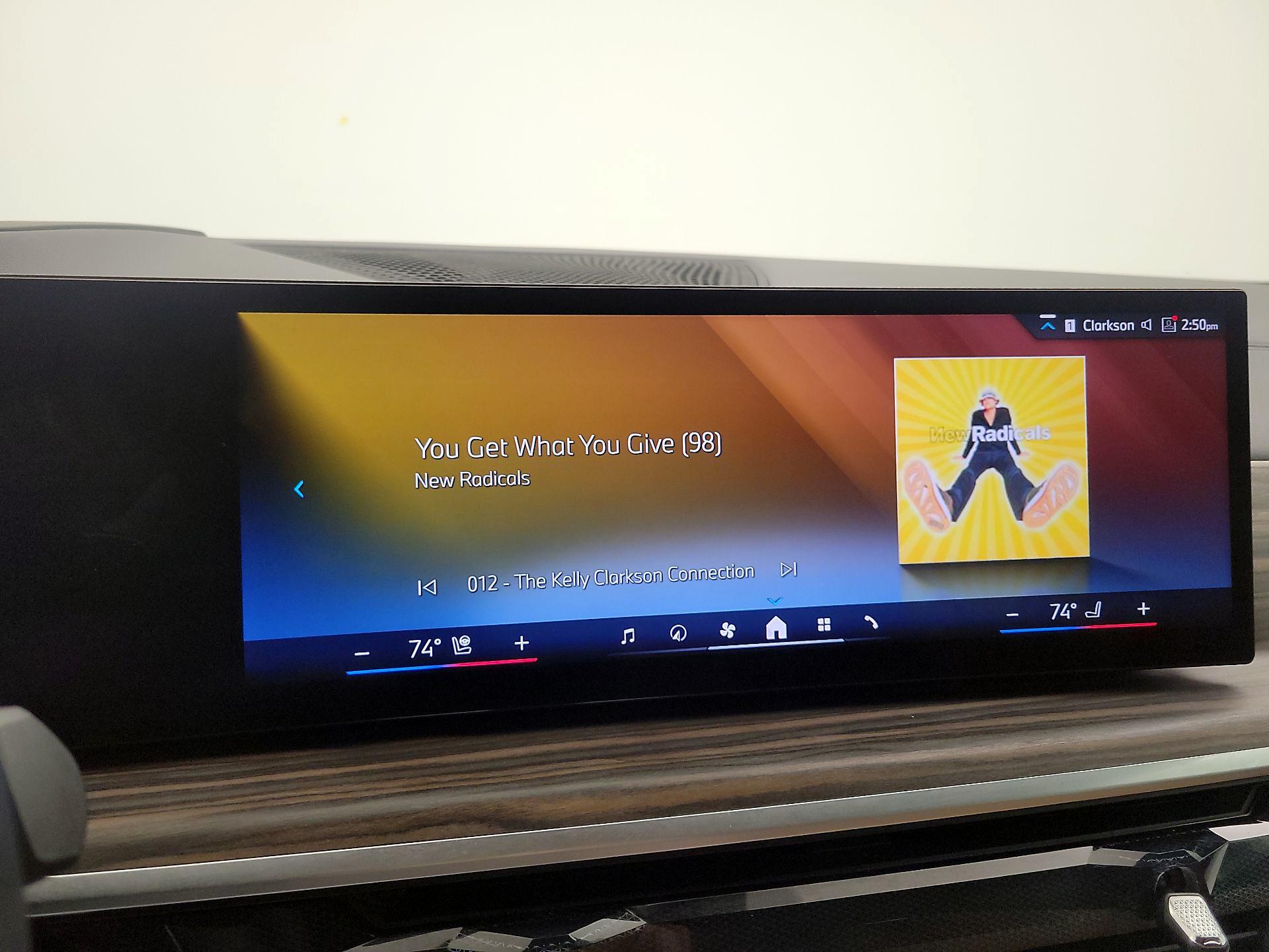 Thumbnail: 2025 BMW X5 - 16