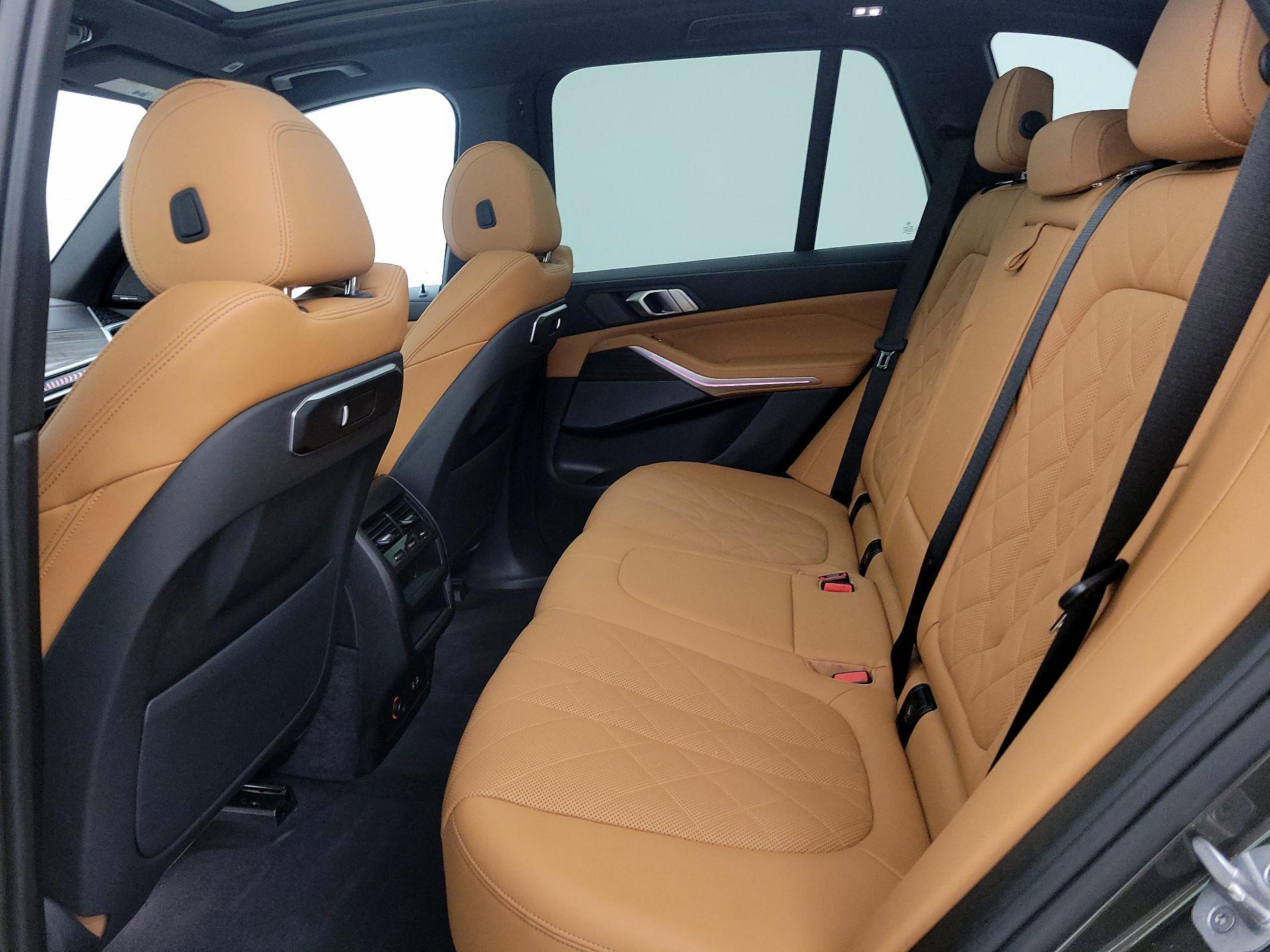 Thumbnail: 2025 BMW X5 - 20