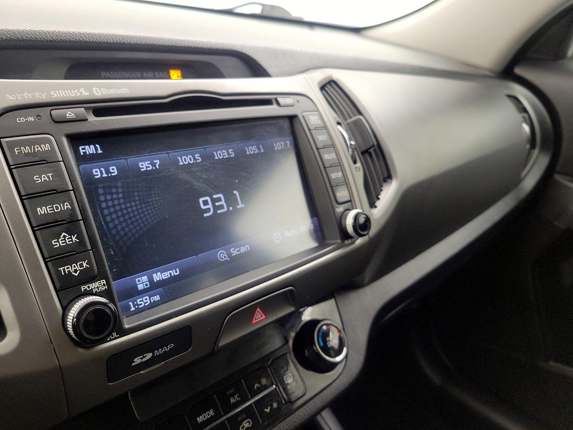 Thumbnail: 2014 Kia Sportage - 16