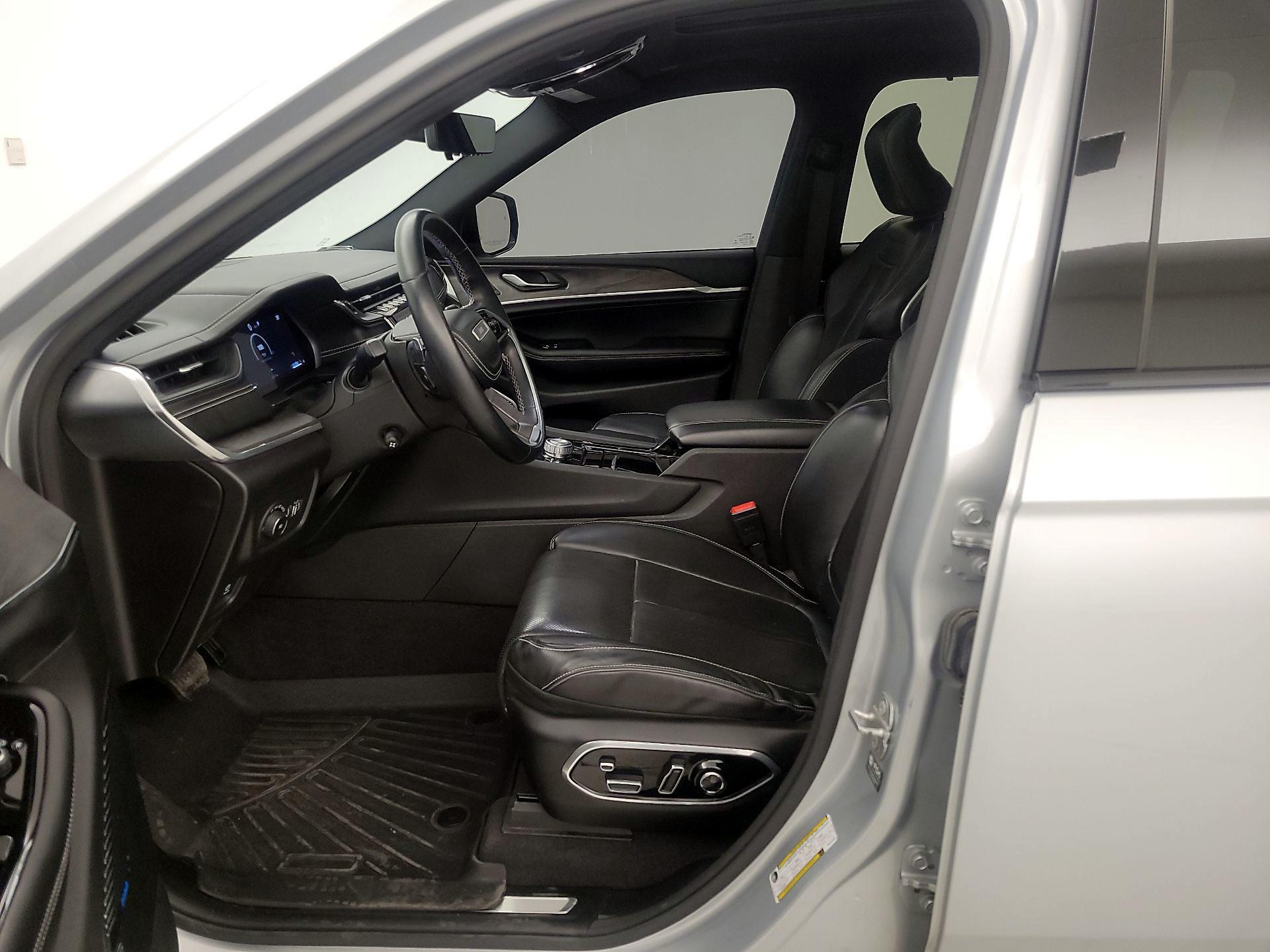 Thumbnail: 2021 Jeep Grand Cherokee L - 11