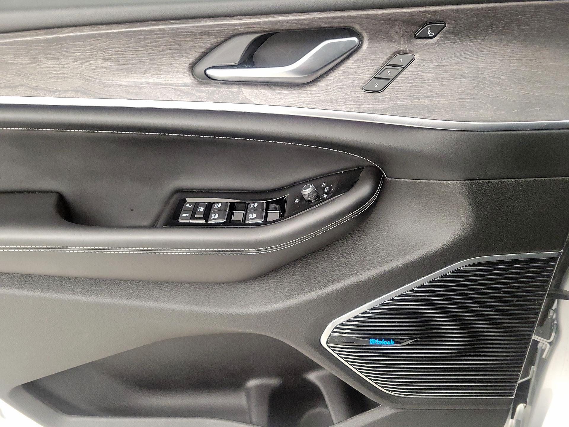 Thumbnail: 2021 Jeep Grand Cherokee L - 12