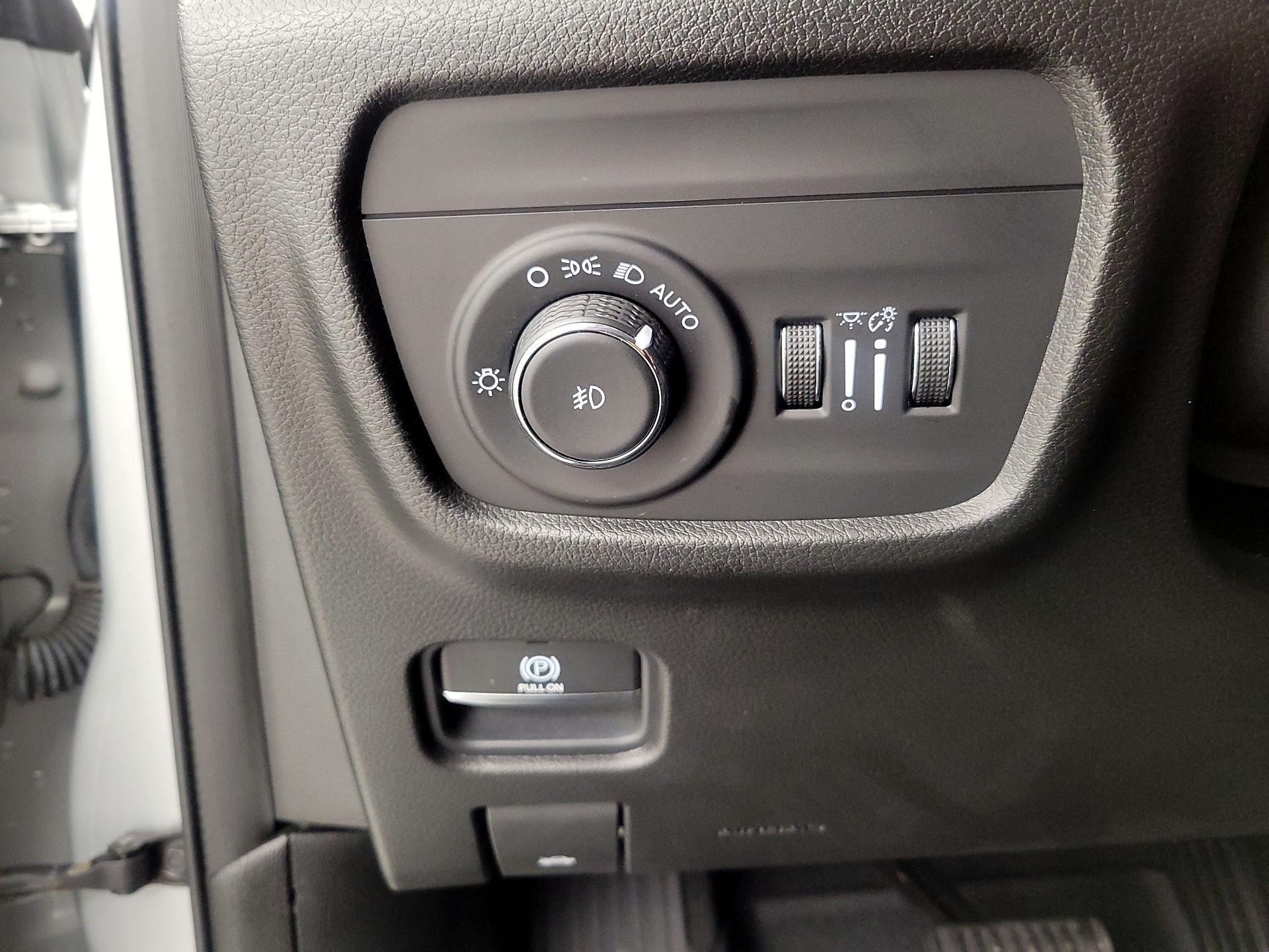 Thumbnail: 2021 Jeep Grand Cherokee L - 13