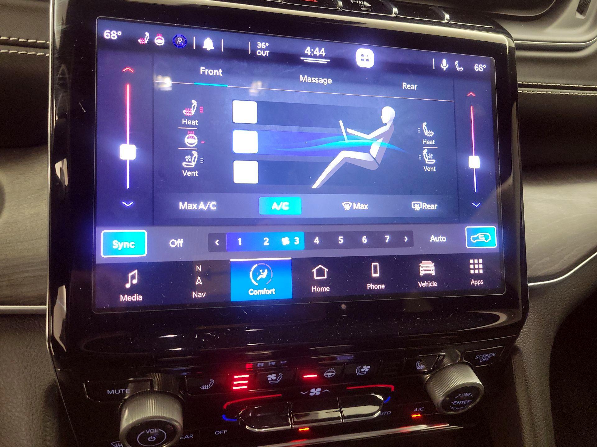 Thumbnail: 2021 Jeep Grand Cherokee L - 17