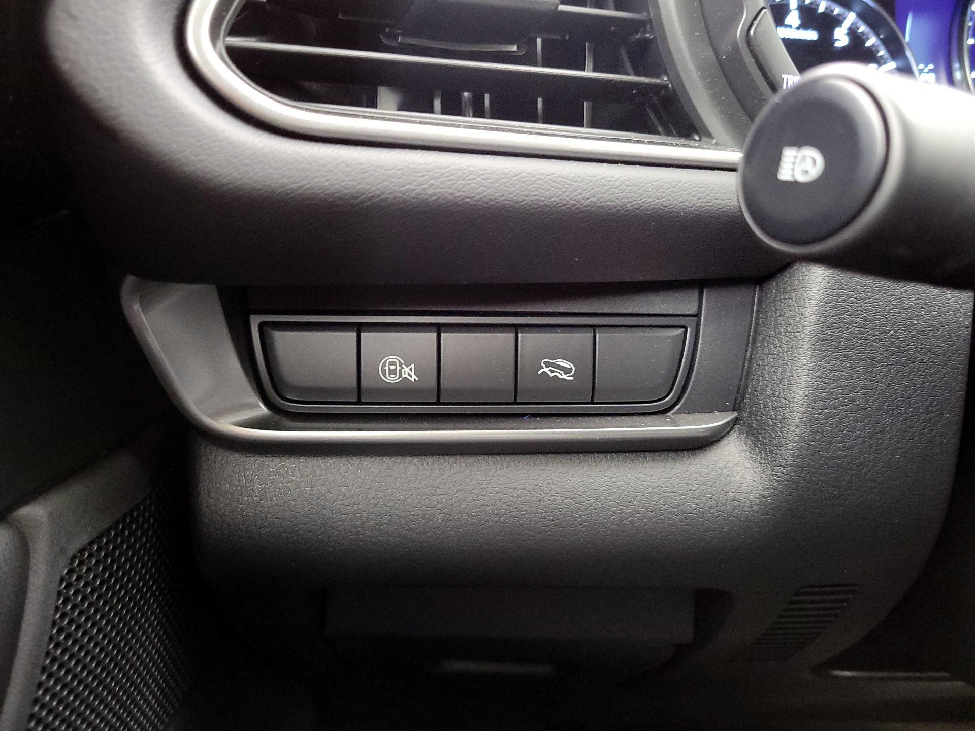 Thumbnail: 2025 Mazda CX-30 - 13