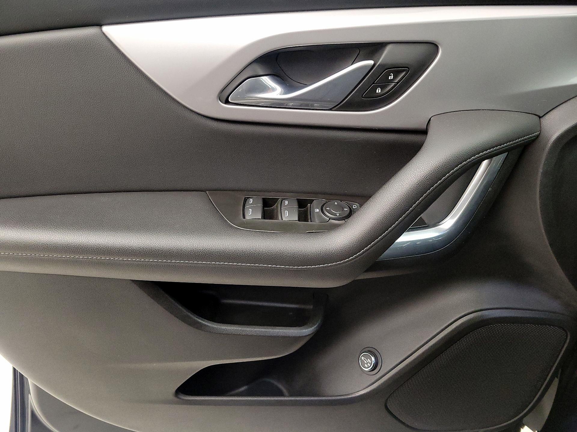 Thumbnail: 2021 Chevrolet Blazer - 12