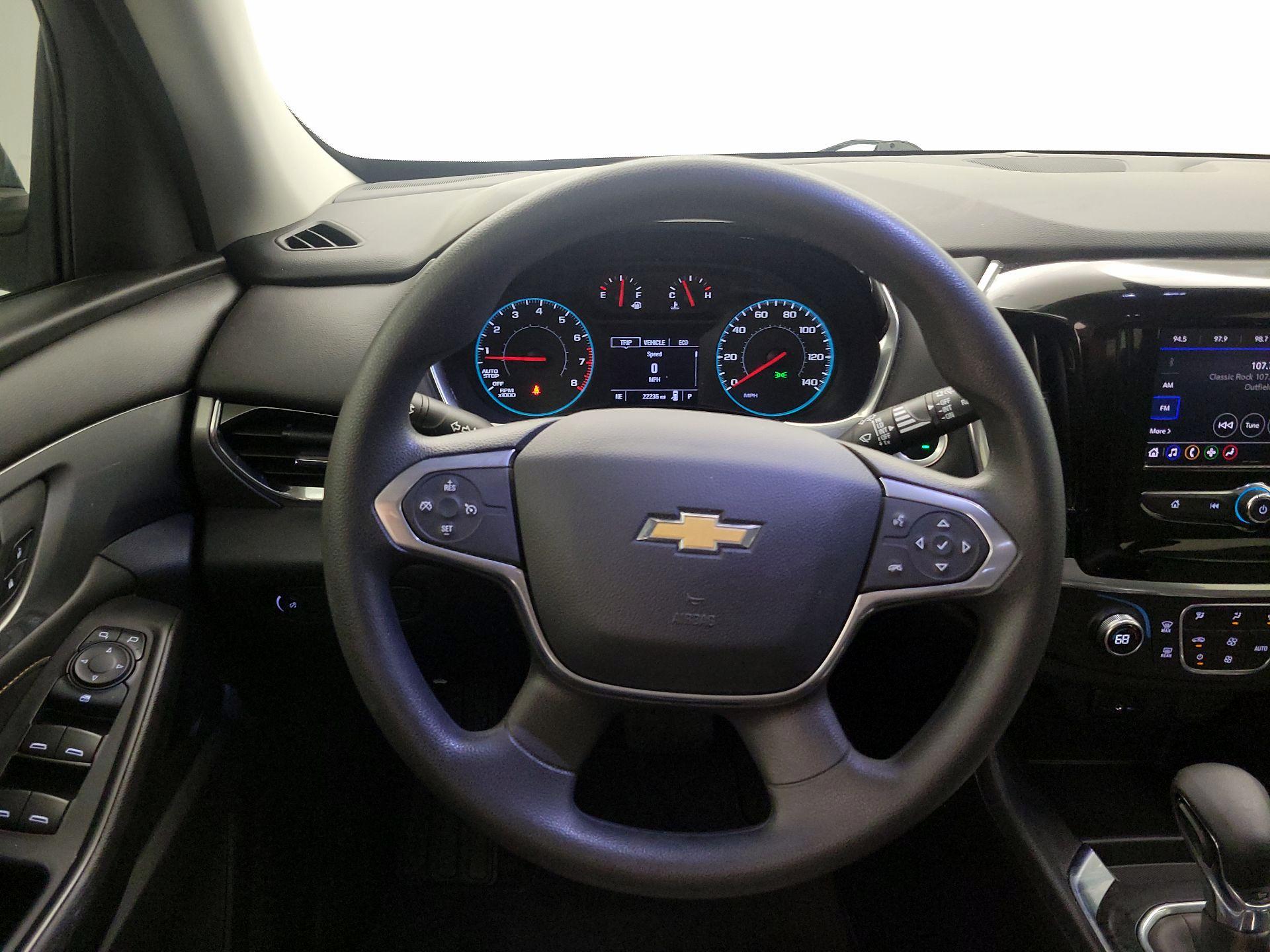 Thumbnail: 2021 Chevrolet Traverse - 10