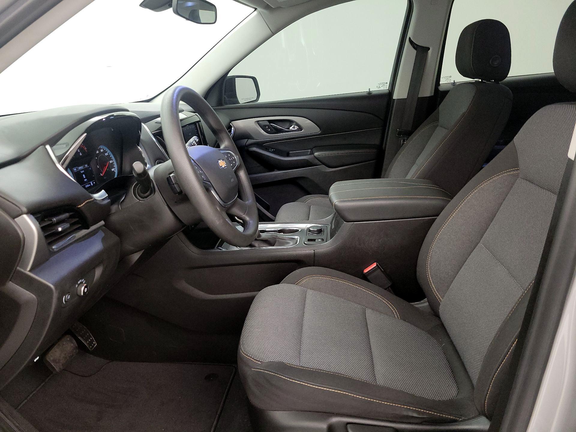 Thumbnail: 2021 Chevrolet Traverse - 11