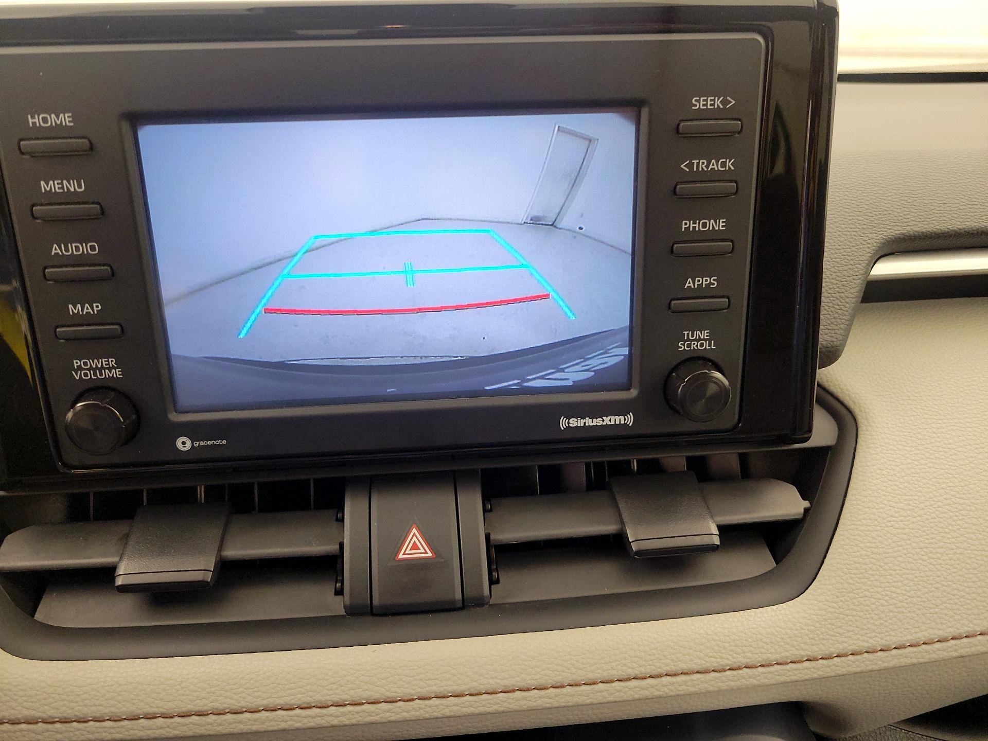 Thumbnail: 2021 Toyota RAV4 - 14