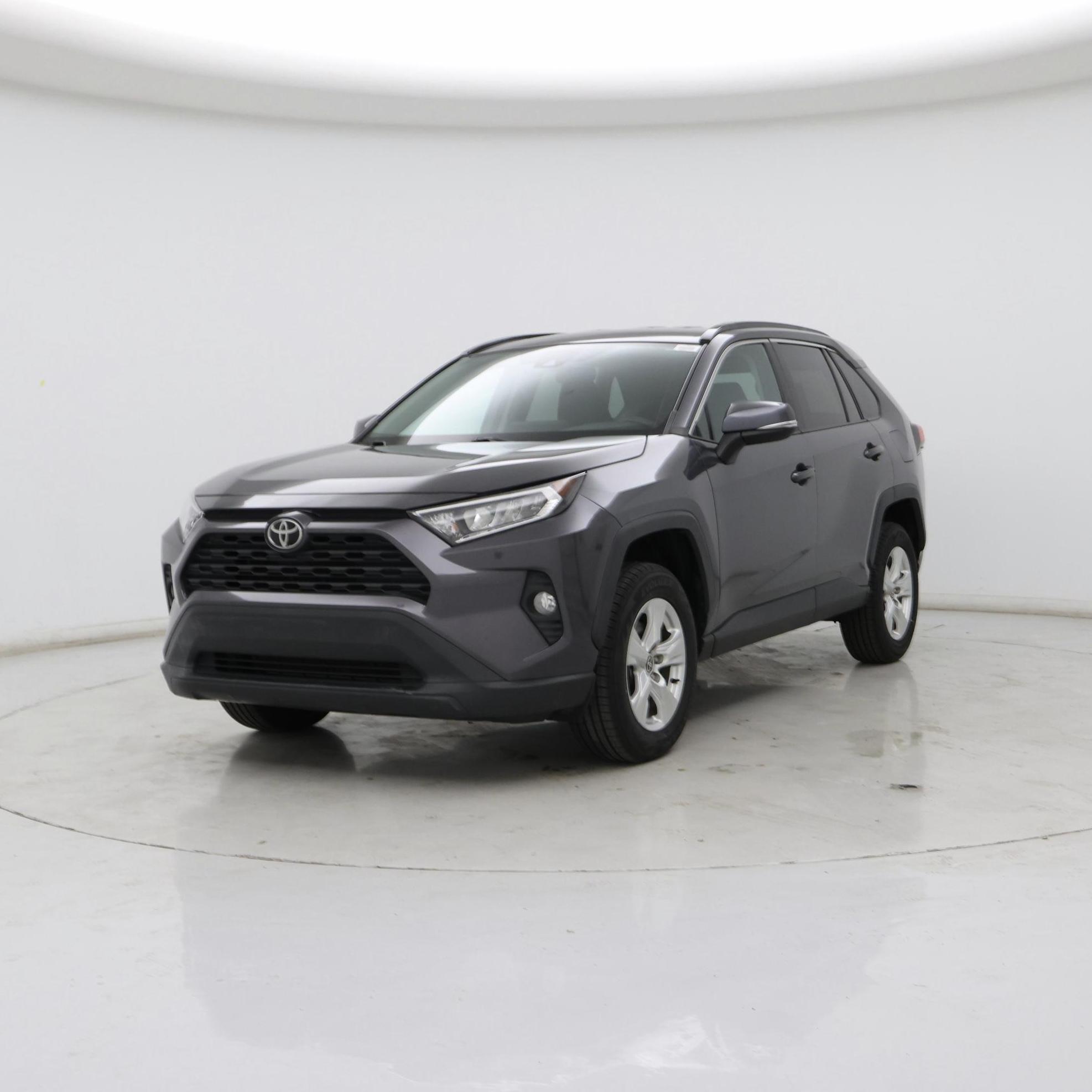 Thumbnail: 2021 Toyota RAV4 - 4