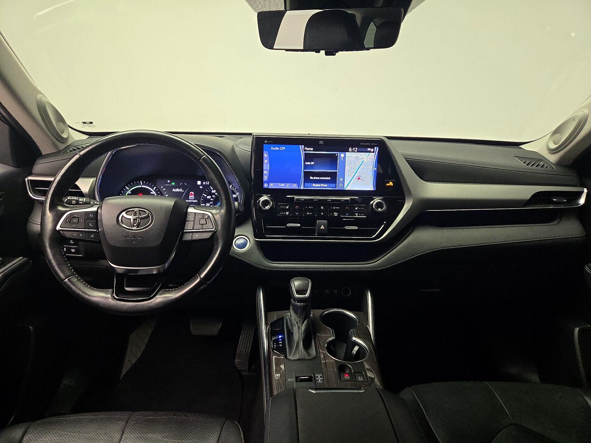 Thumbnail: 2021 Toyota Highlander - 9