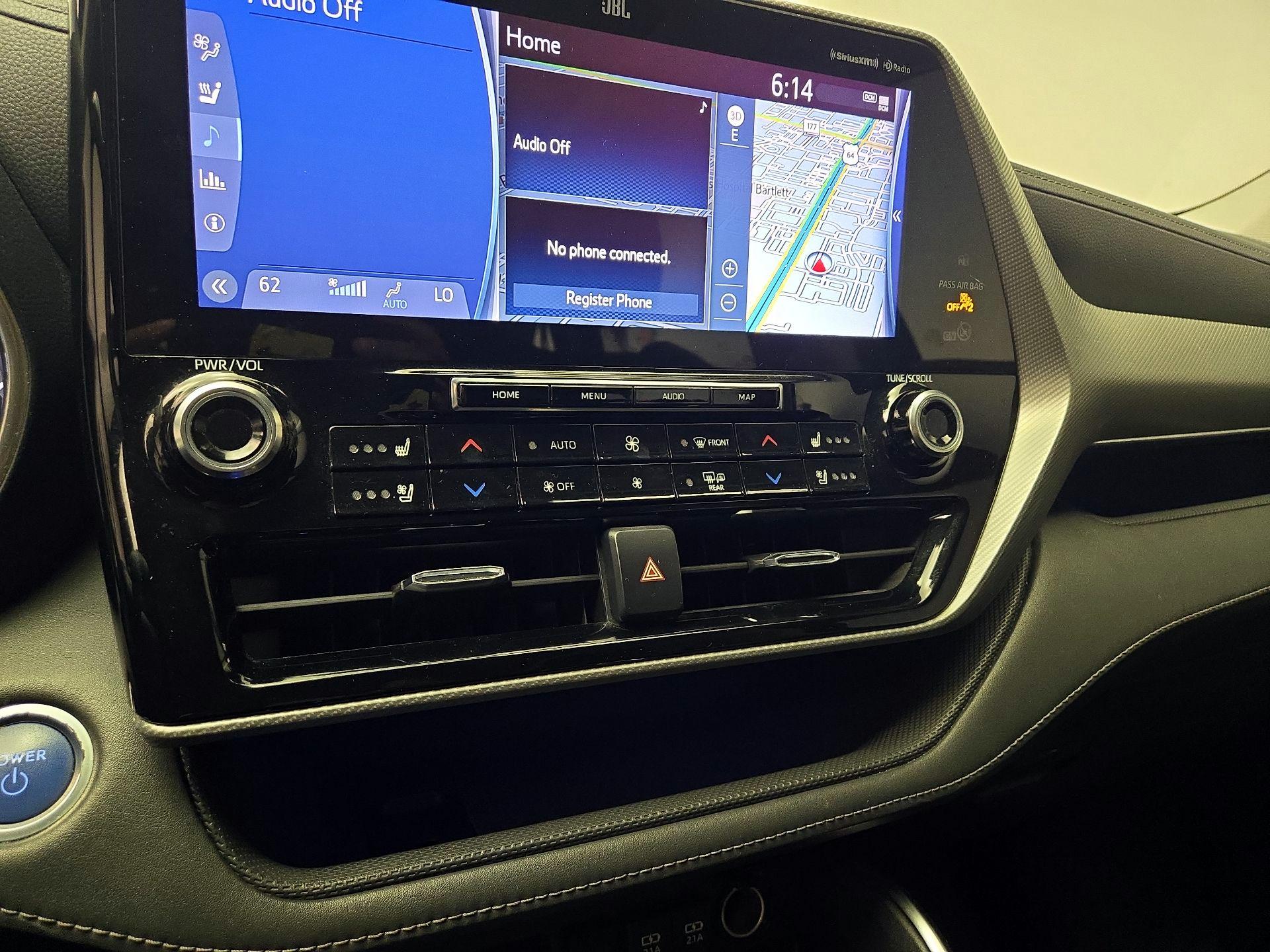 Thumbnail: 2021 Toyota Highlander - 16