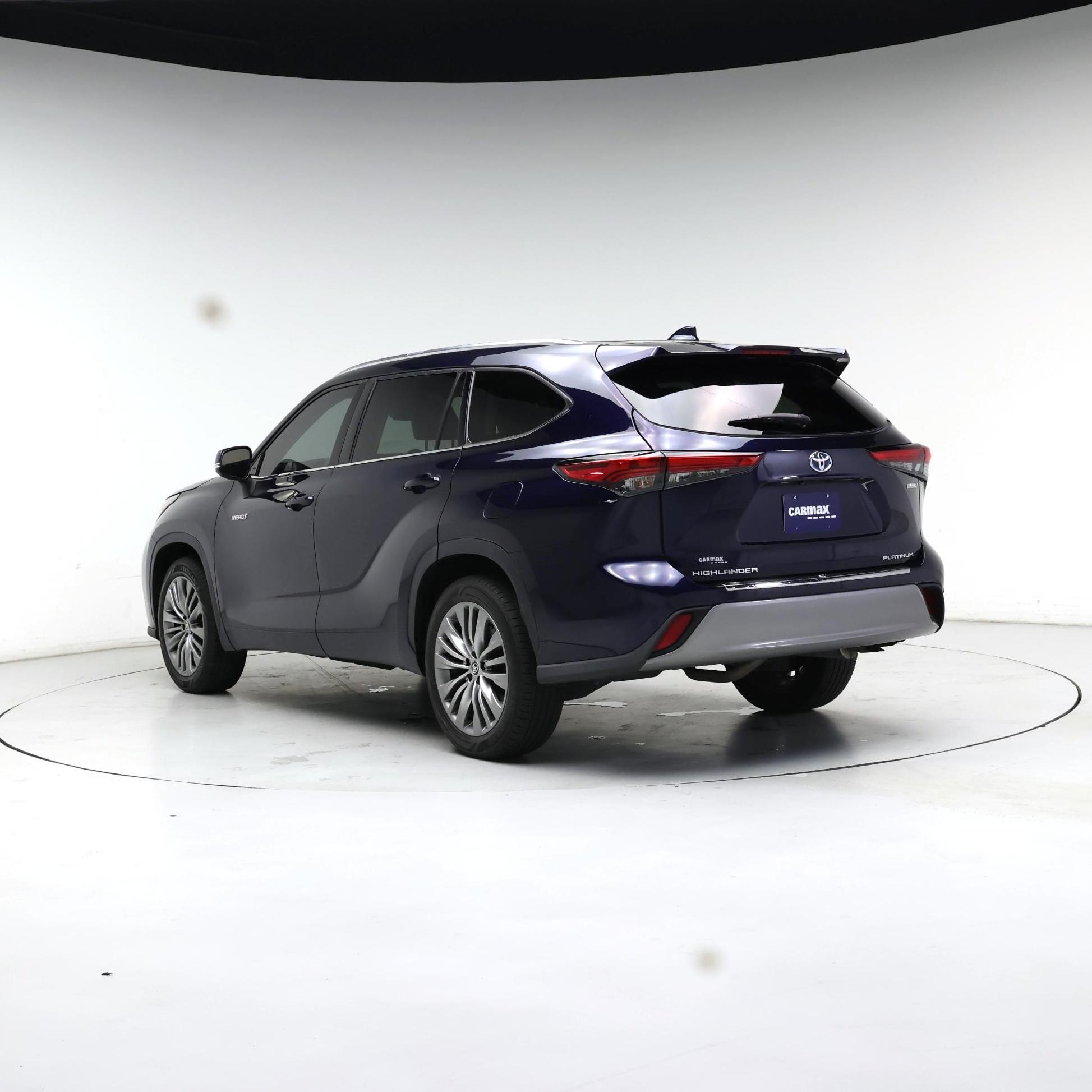 Thumbnail: 2021 Toyota Highlander - 2