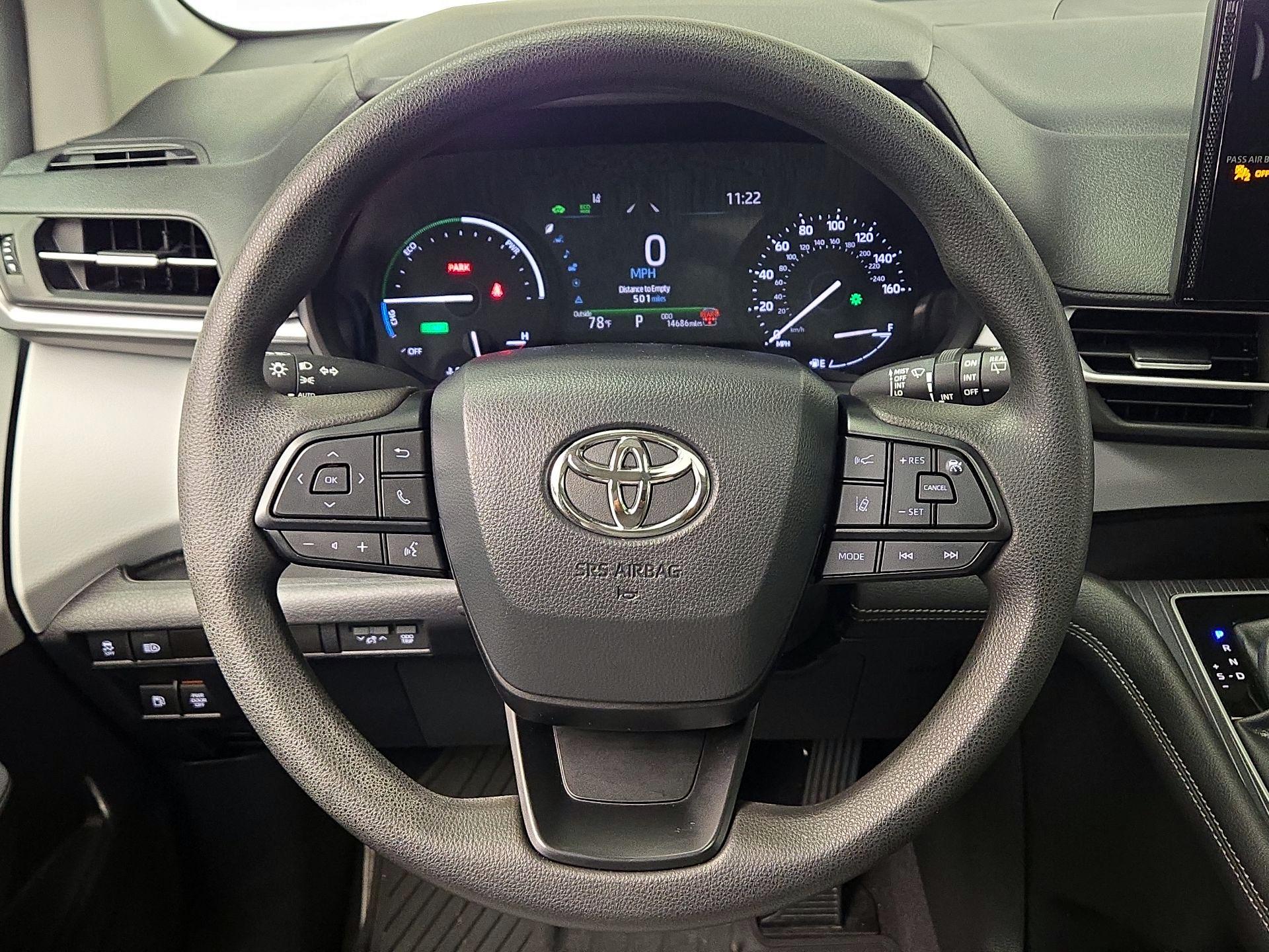 Thumbnail: 2025 Toyota Sienna - 10