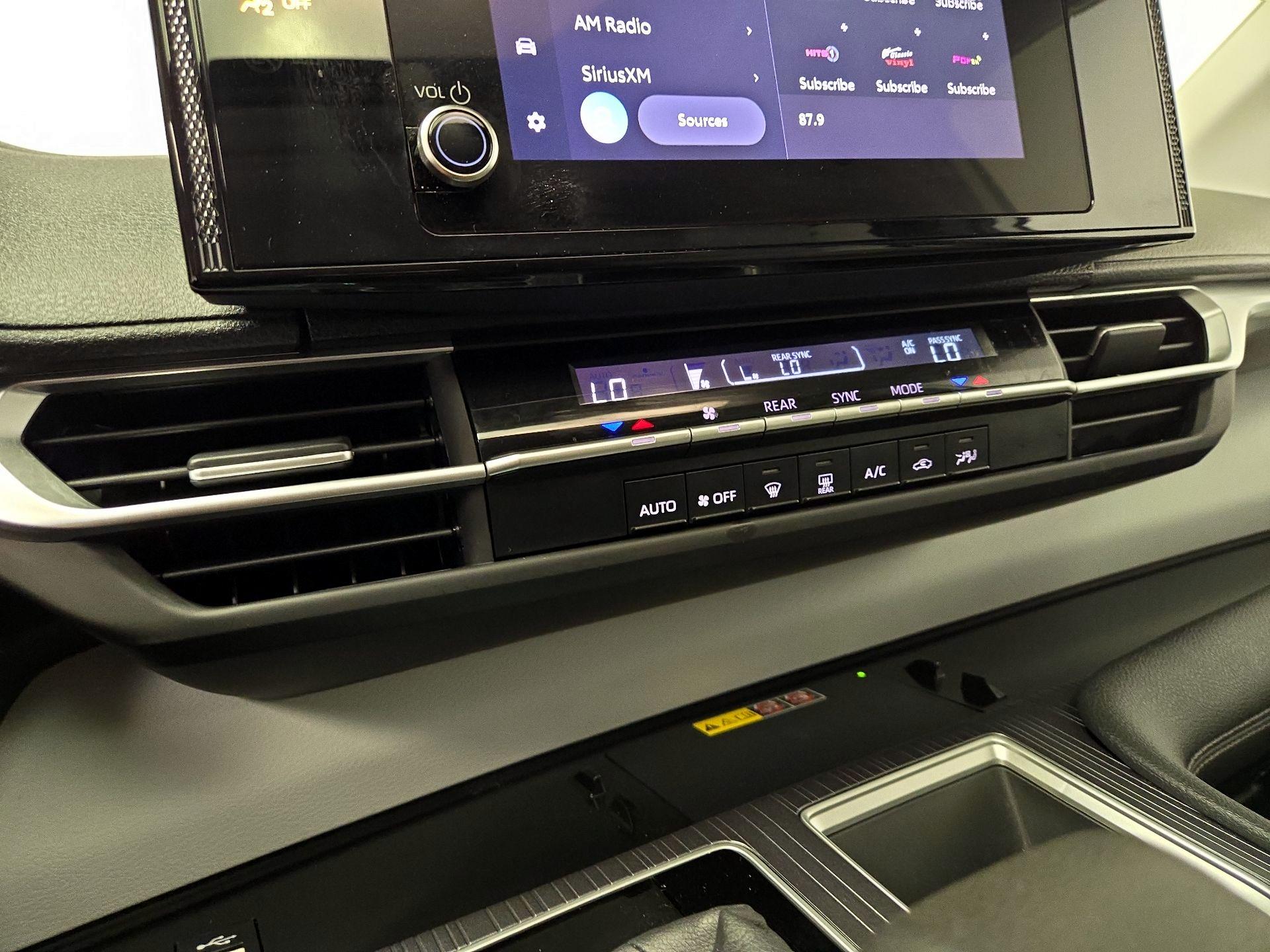 Thumbnail: 2025 Toyota Sienna - 16