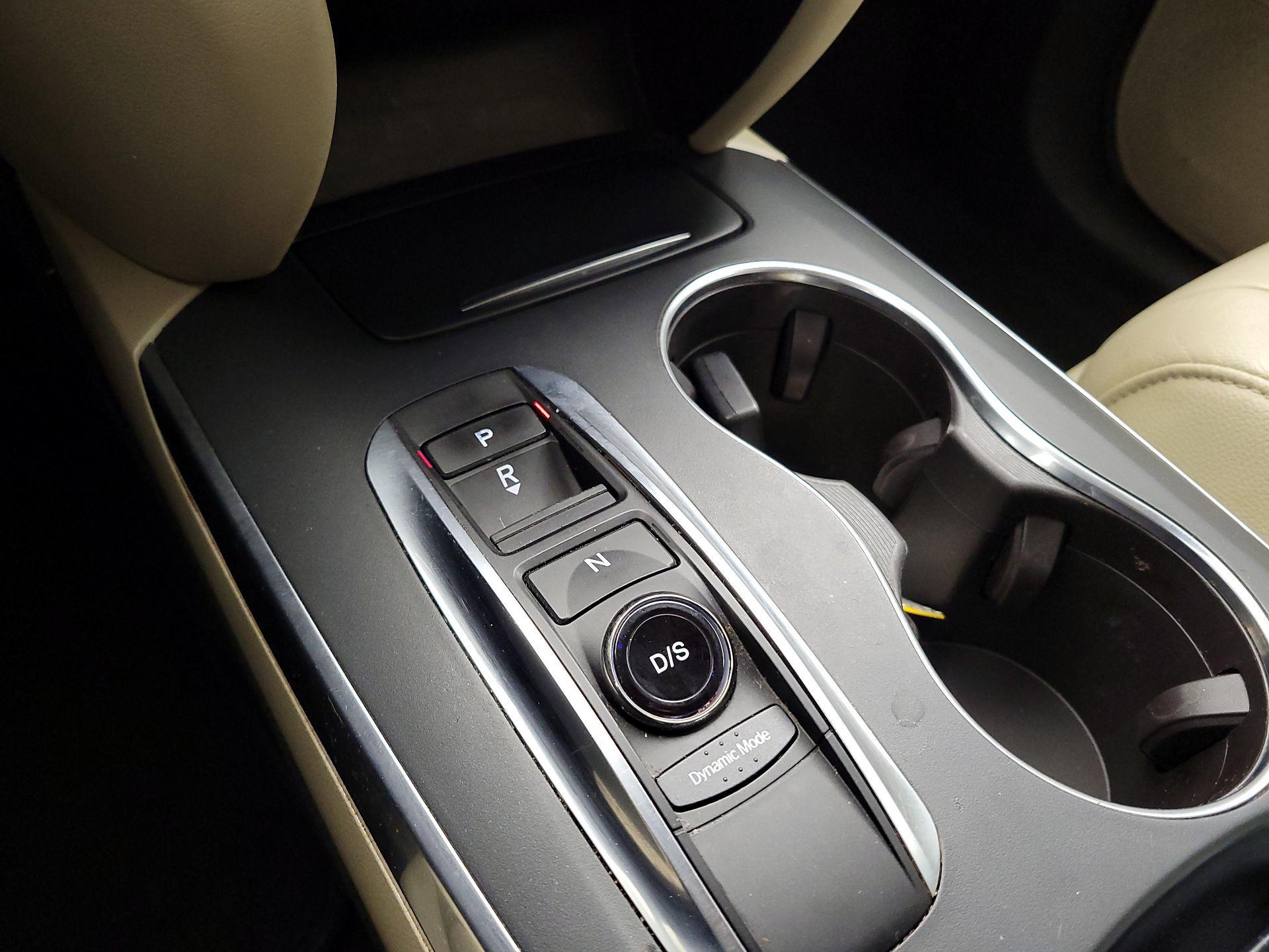 Thumbnail: 2018 Acura MDX - 18