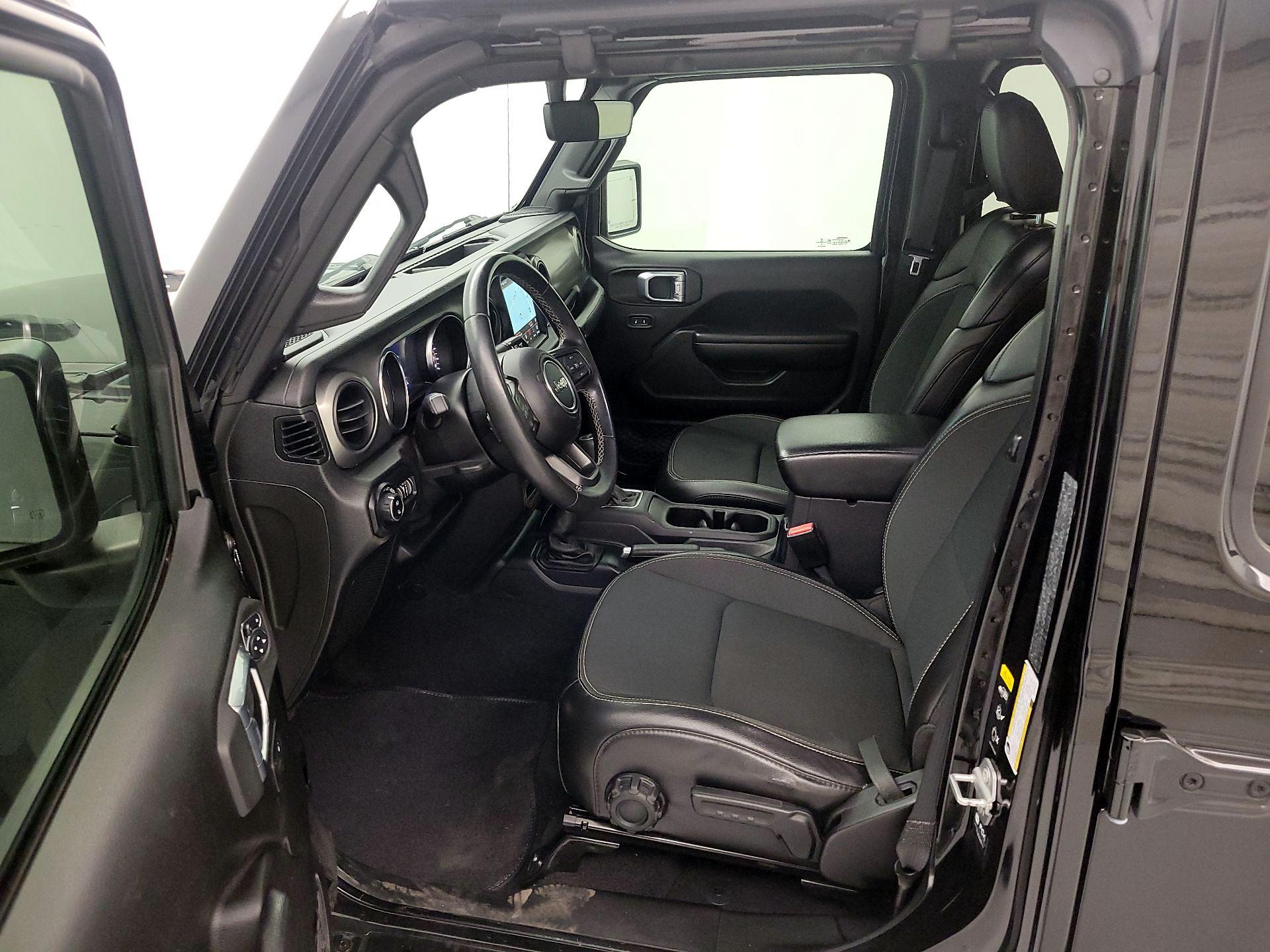 Thumbnail: 2021 Jeep Gladiator - 11