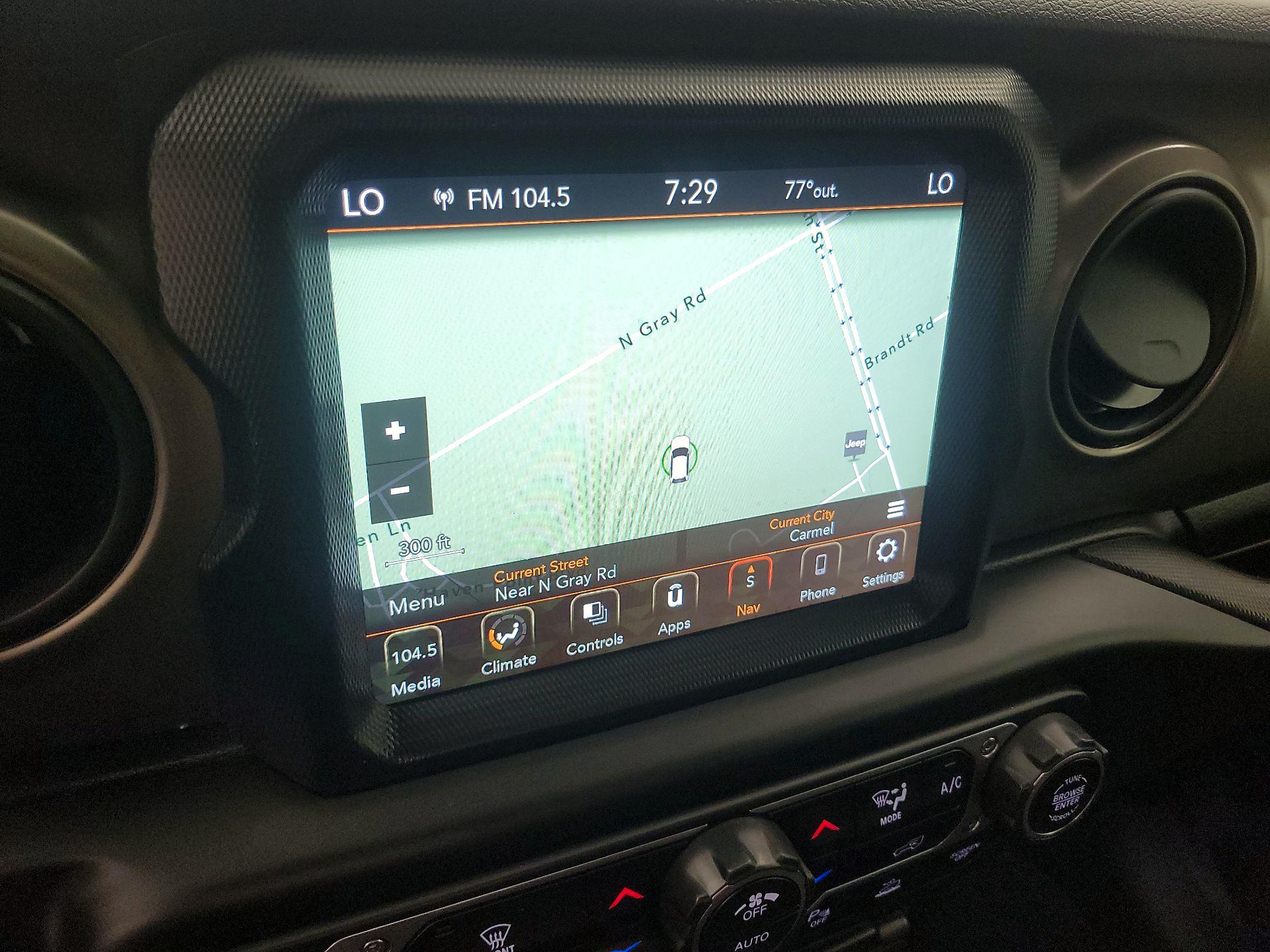 Thumbnail: 2021 Jeep Gladiator - 14