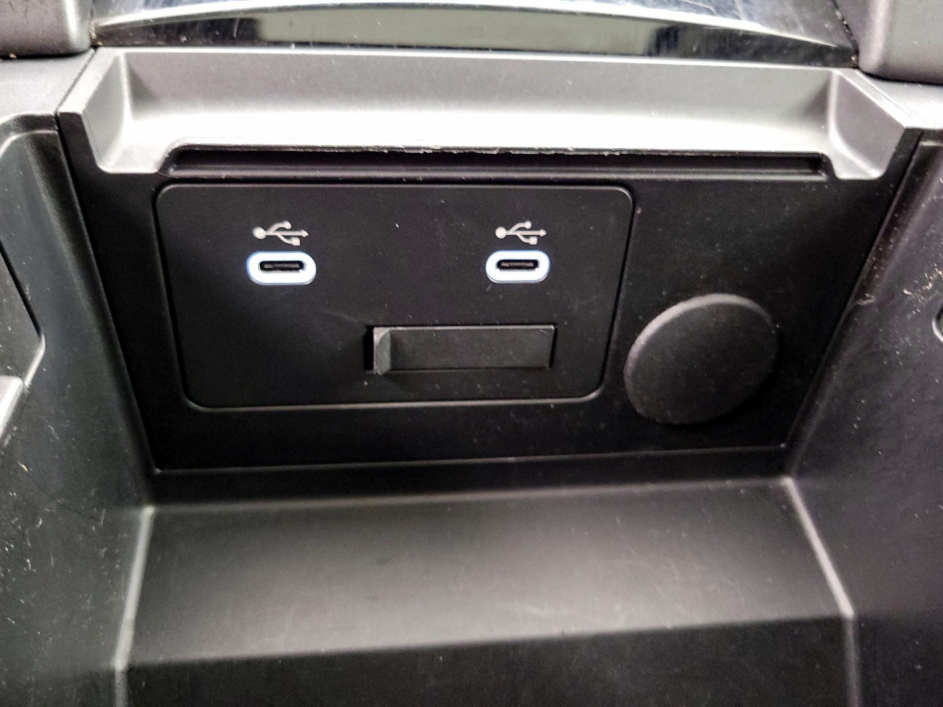 Thumbnail: 2024 Mazda Mazda3 - 18