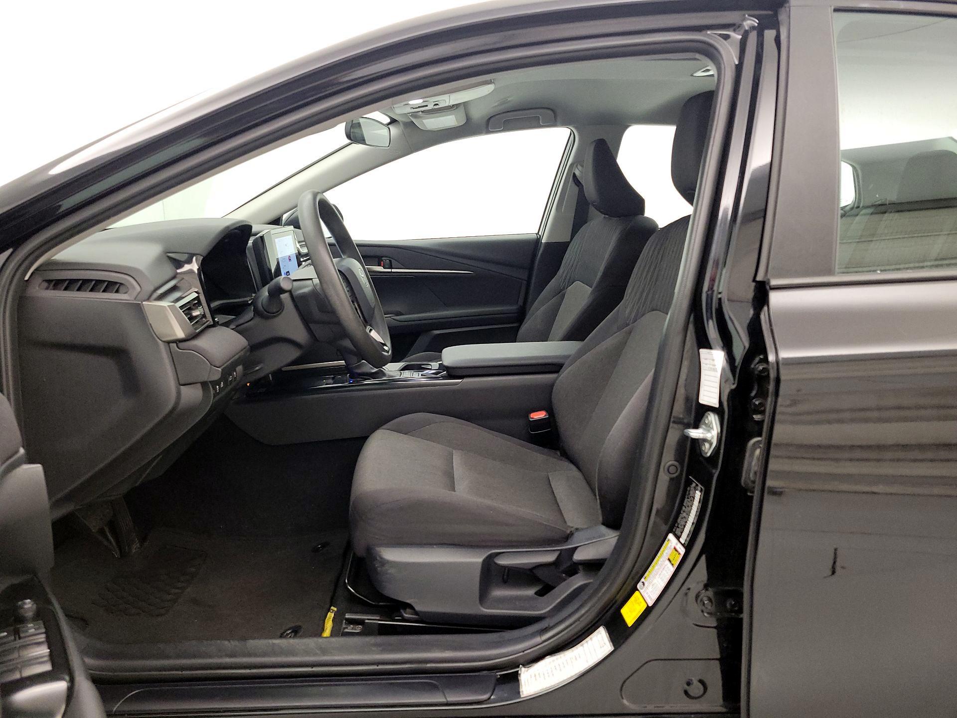 Thumbnail: 2025 Toyota Camry - 11