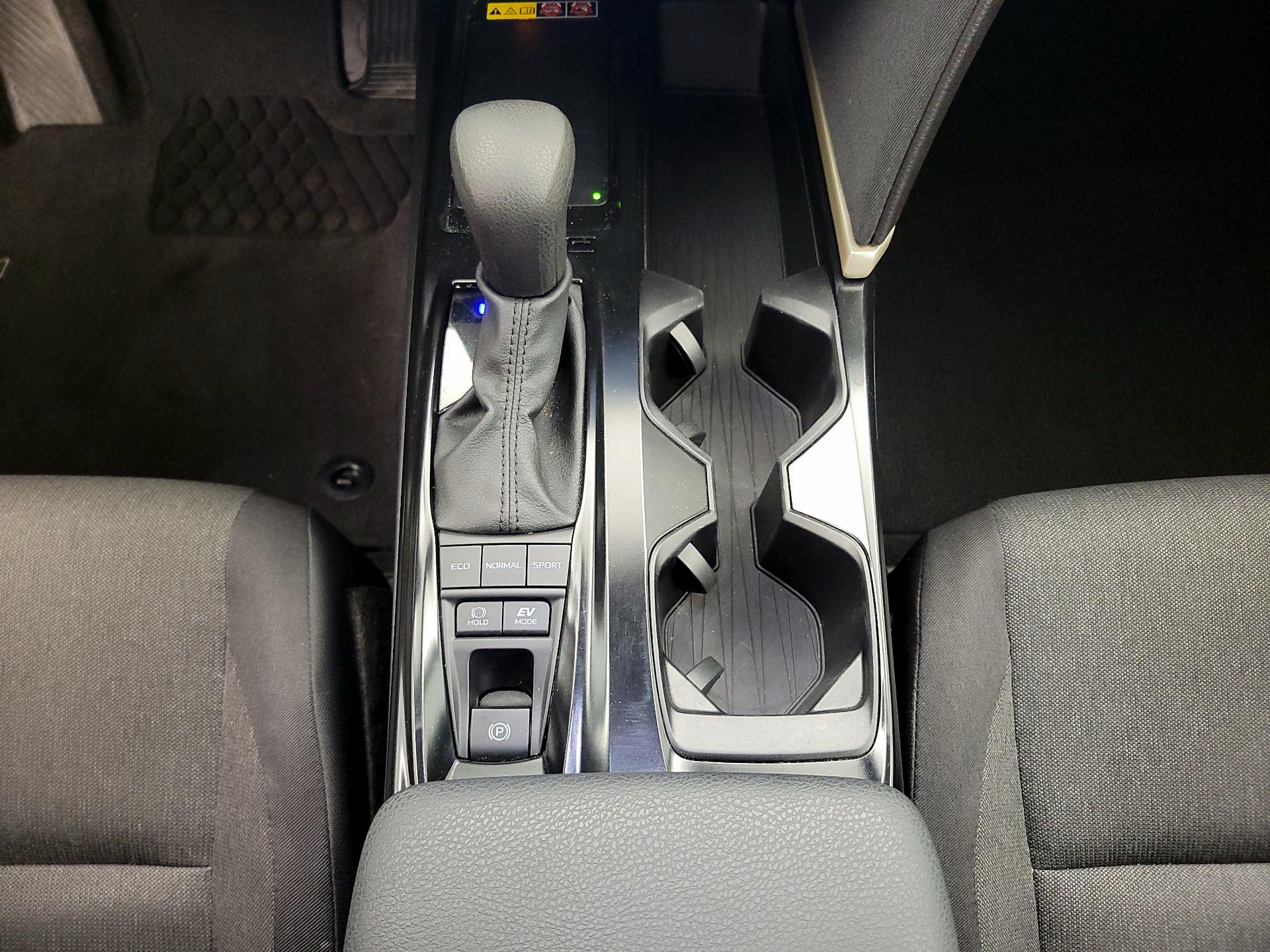 Thumbnail: 2025 Toyota Camry - 17