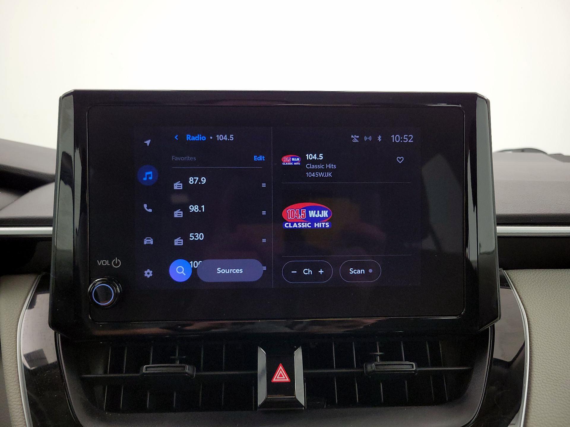 Thumbnail: 2023 Toyota Corolla - 15