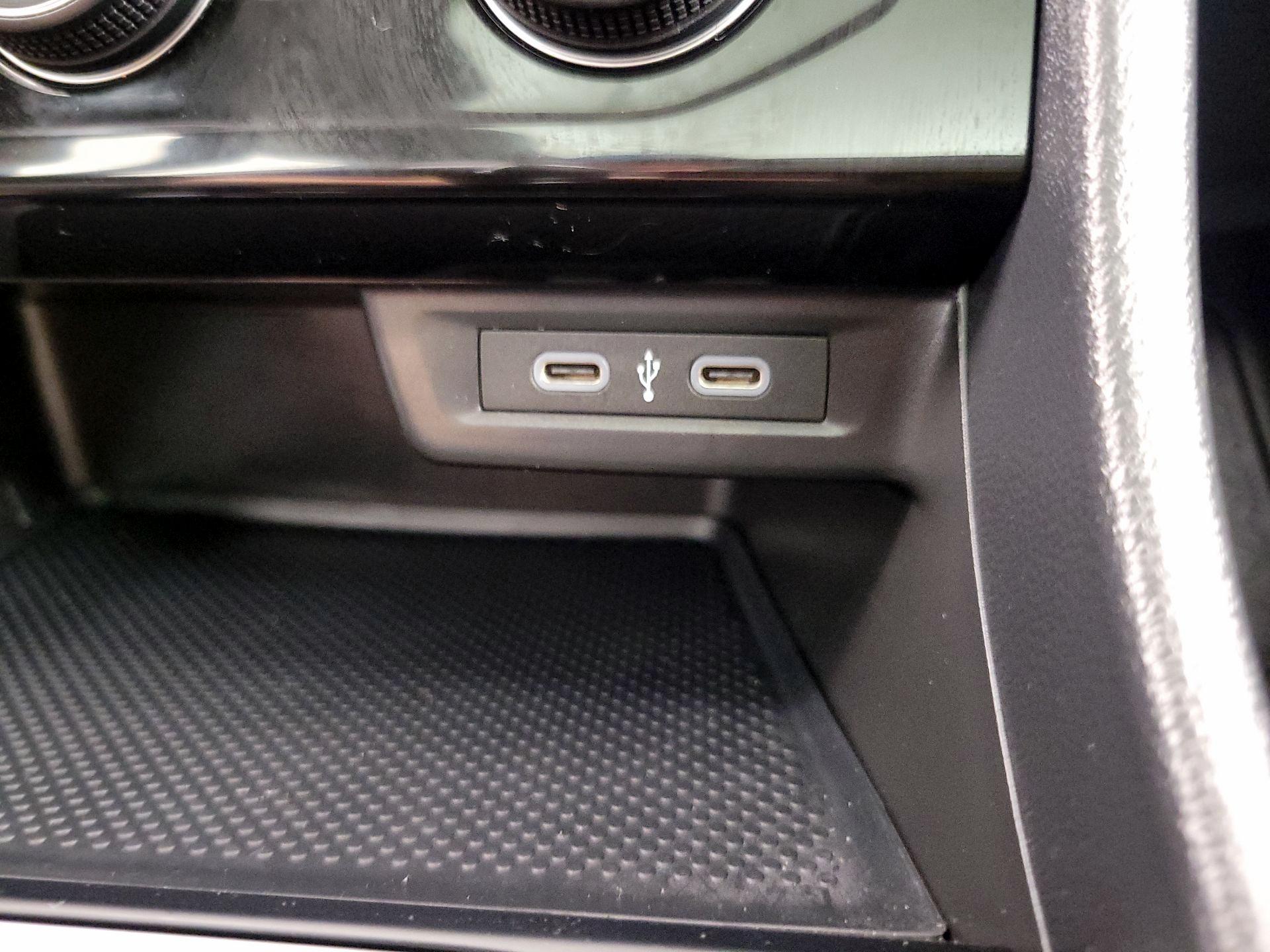 Thumbnail: 2024 Volkswagen Jetta - 18