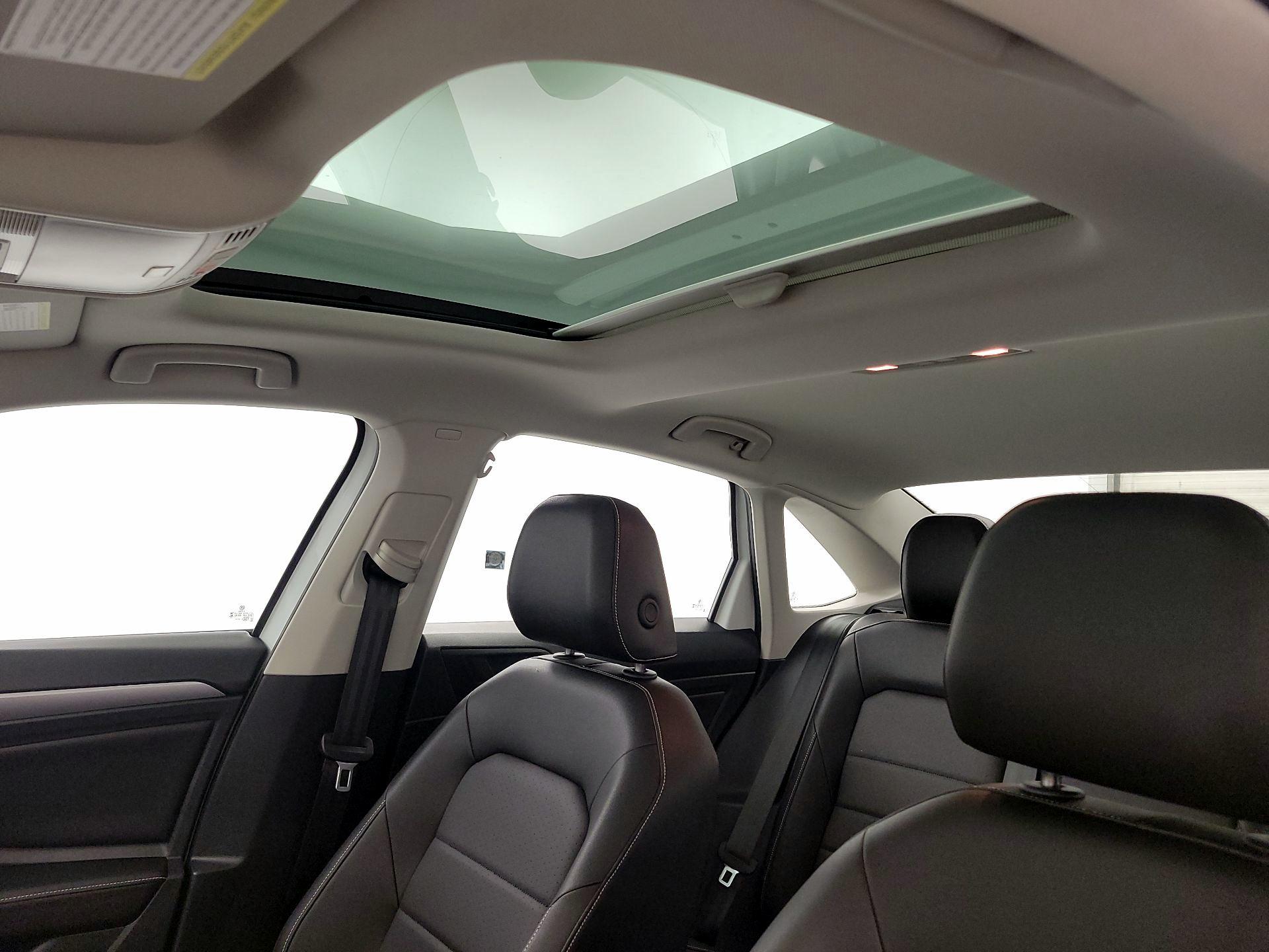 Thumbnail: 2024 Volkswagen Jetta - 19