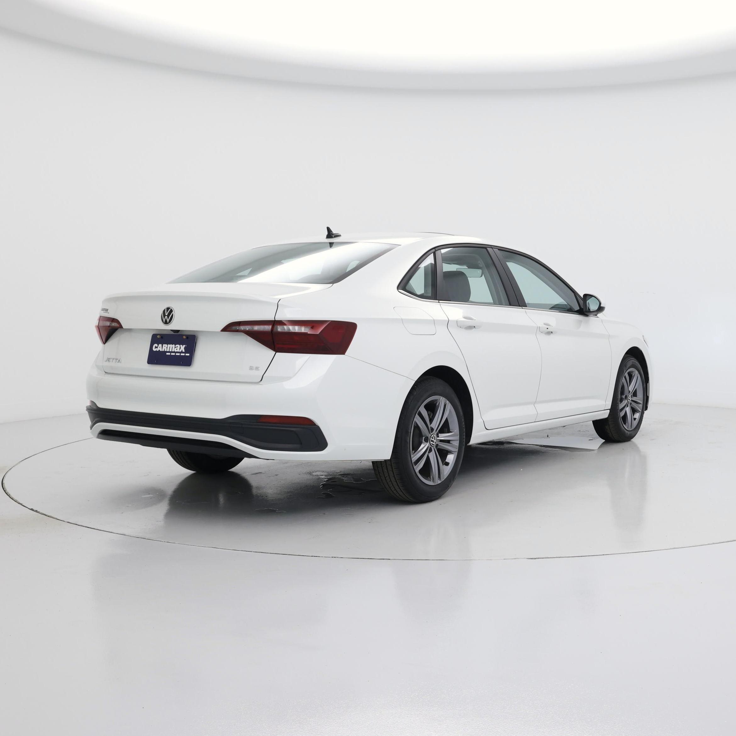 Thumbnail: 2024 Volkswagen Jetta - 8