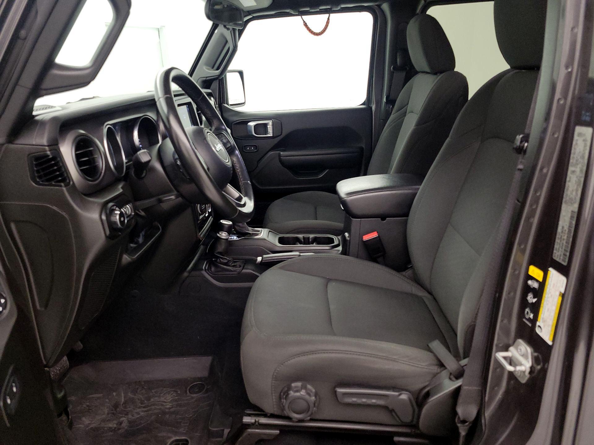 Thumbnail: 2022 Jeep Wrangler - 11