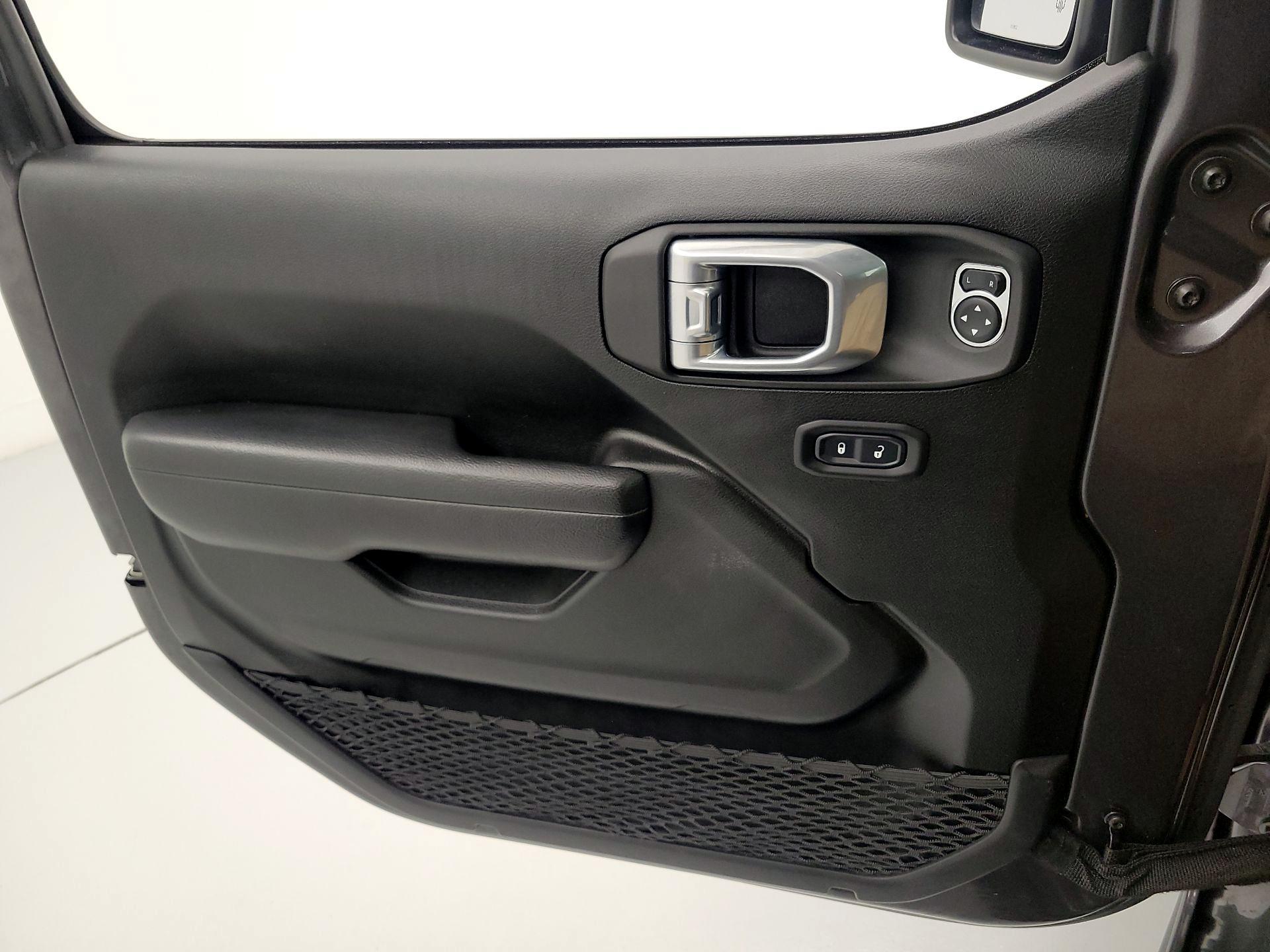 Thumbnail: 2022 Jeep Wrangler - 12