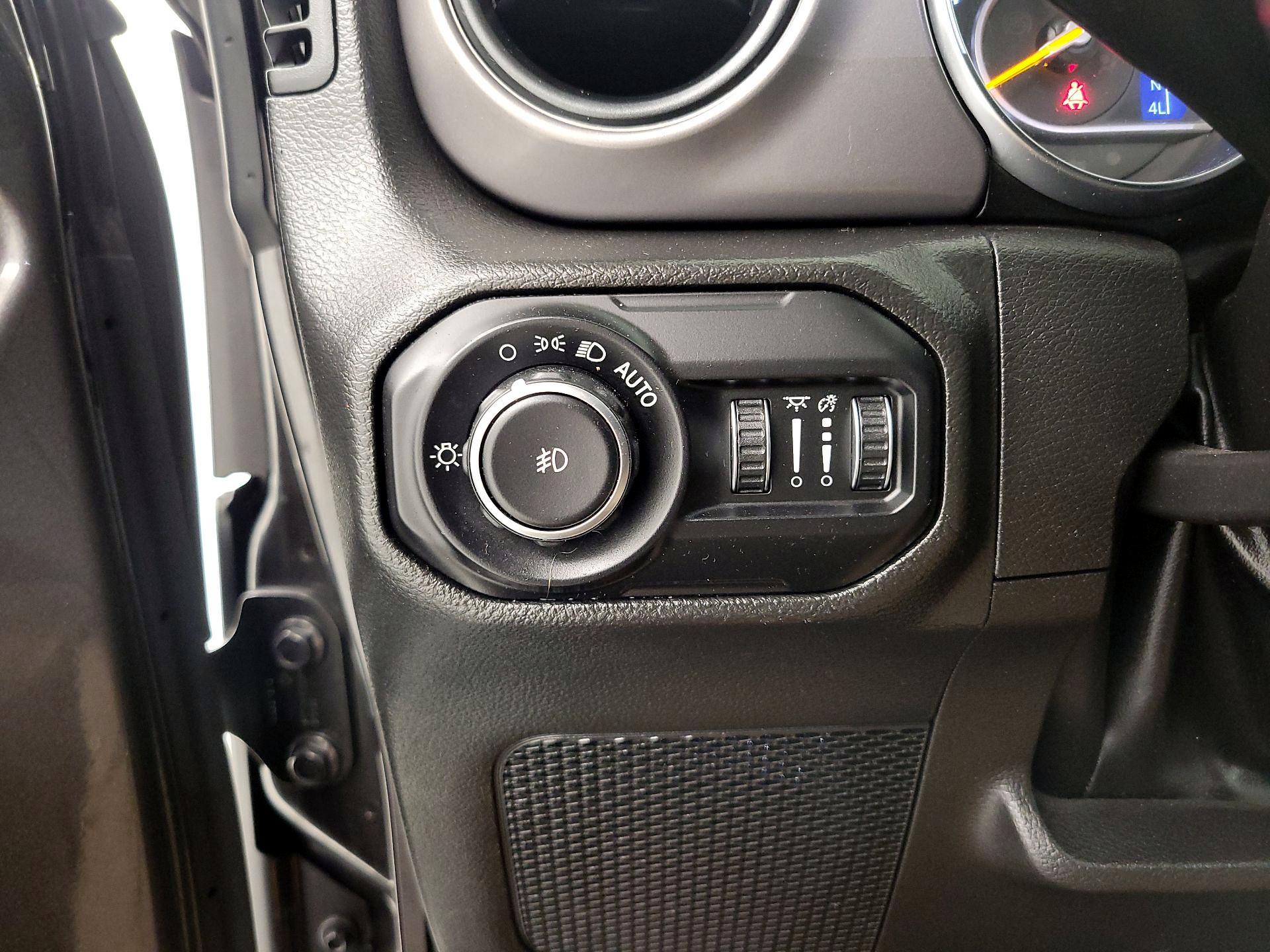 Thumbnail: 2022 Jeep Wrangler - 13