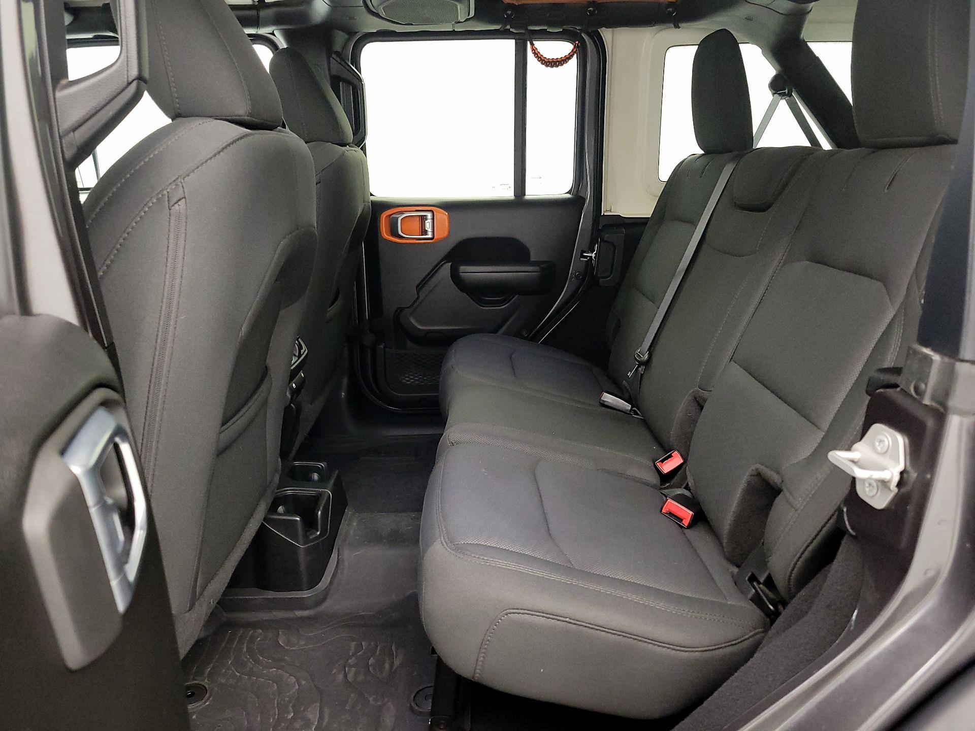 Thumbnail: 2022 Jeep Wrangler - 19