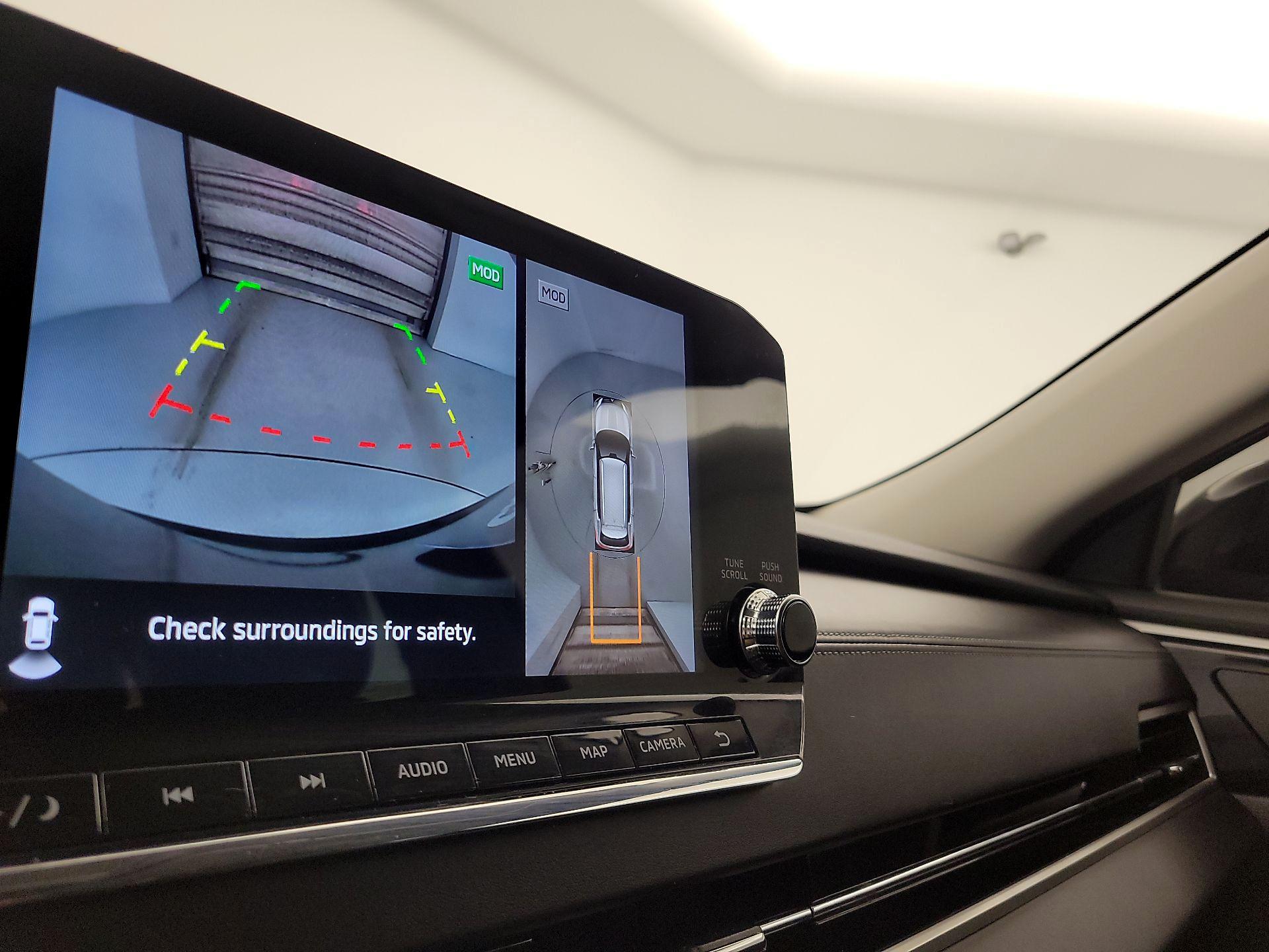 Thumbnail: 2023 Mitsubishi Outlander - 15