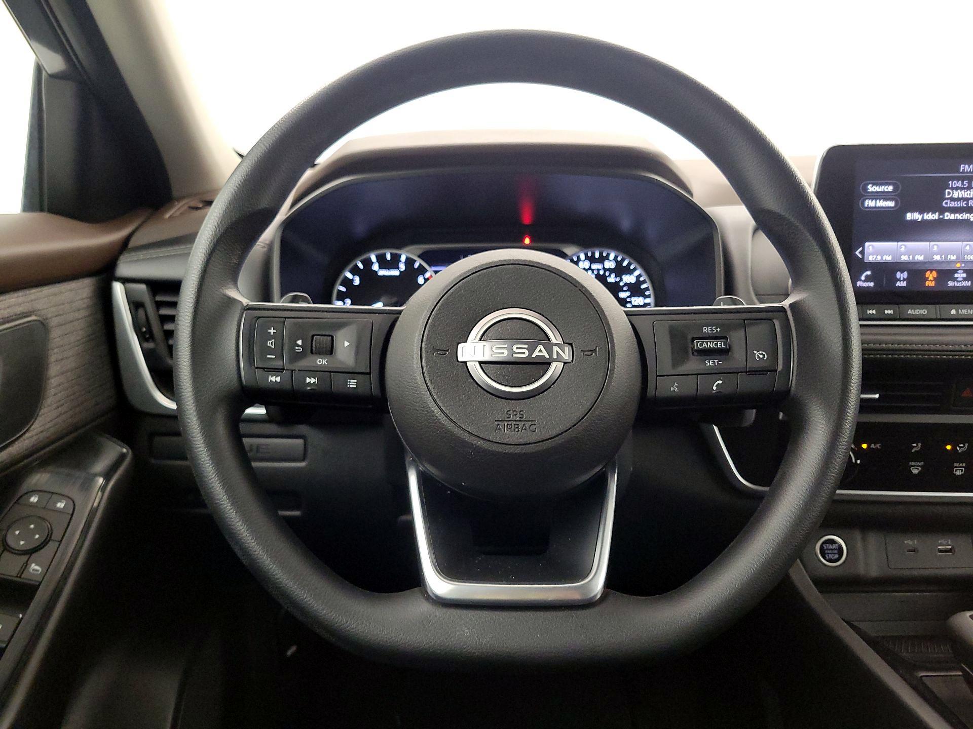 Thumbnail: 2023 Nissan Rogue - 10