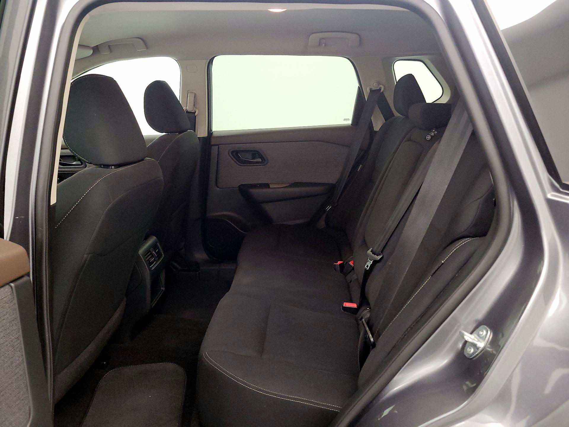 Thumbnail: 2023 Nissan Rogue - 19