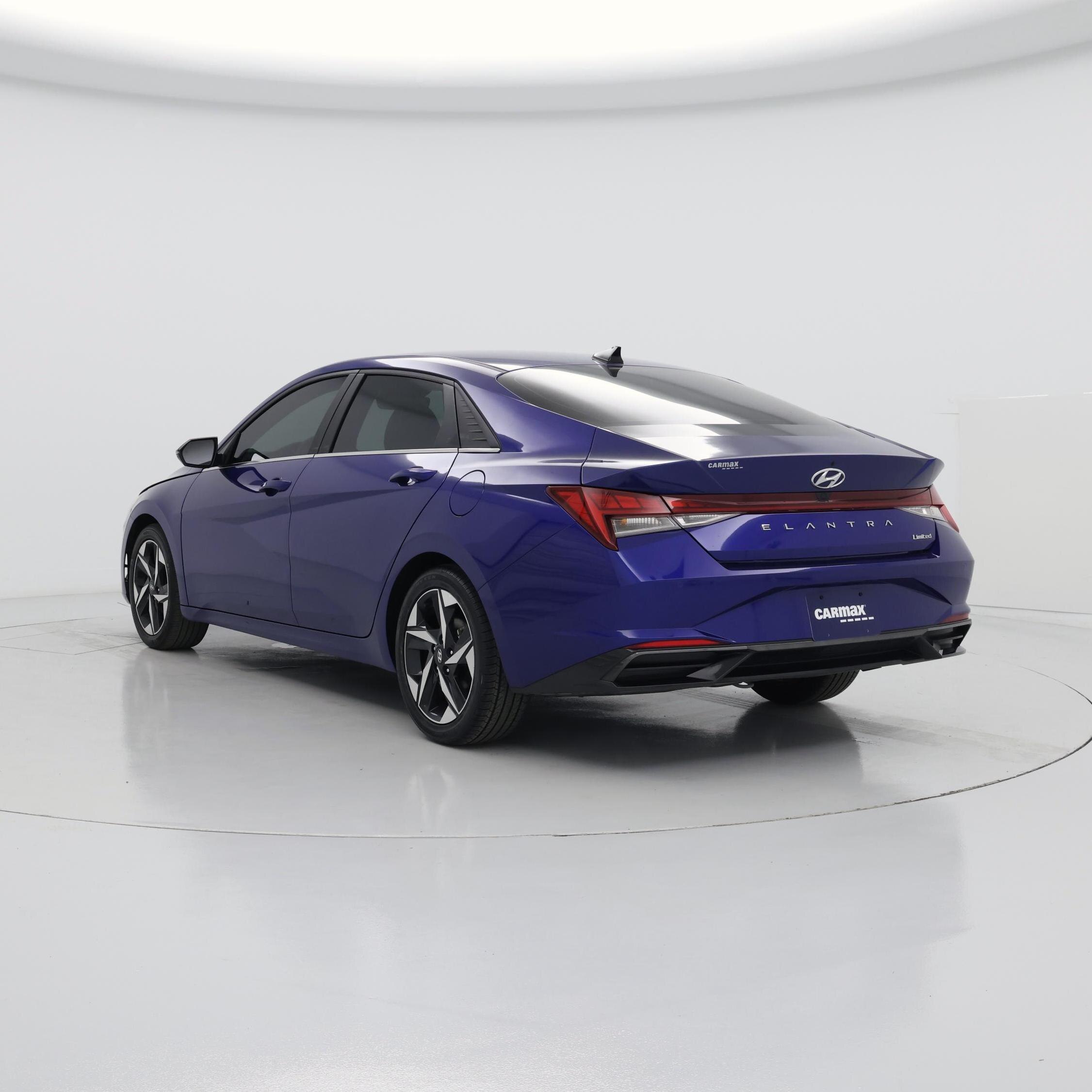 Thumbnail: 2023 Hyundai Elantra - 2
