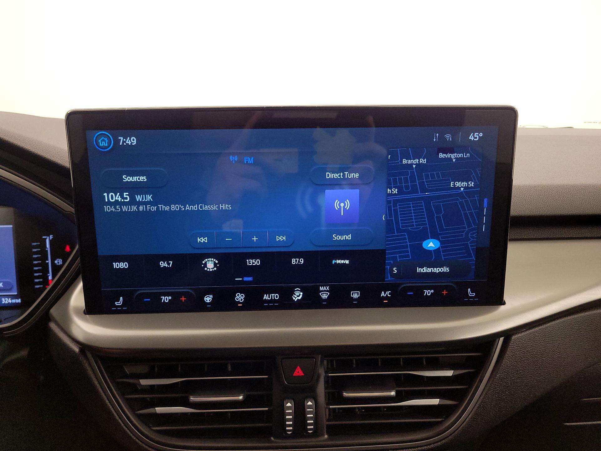 Thumbnail: 2023 Ford Escape - 16