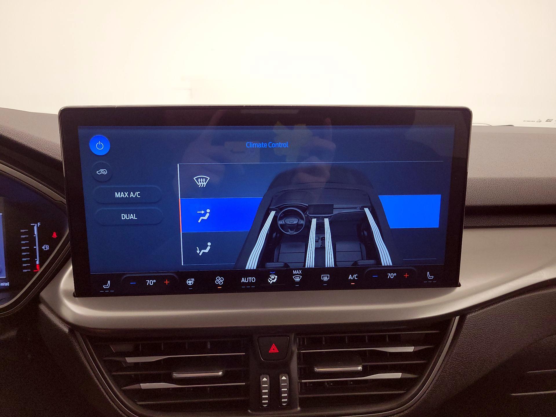 Thumbnail: 2023 Ford Escape - 17