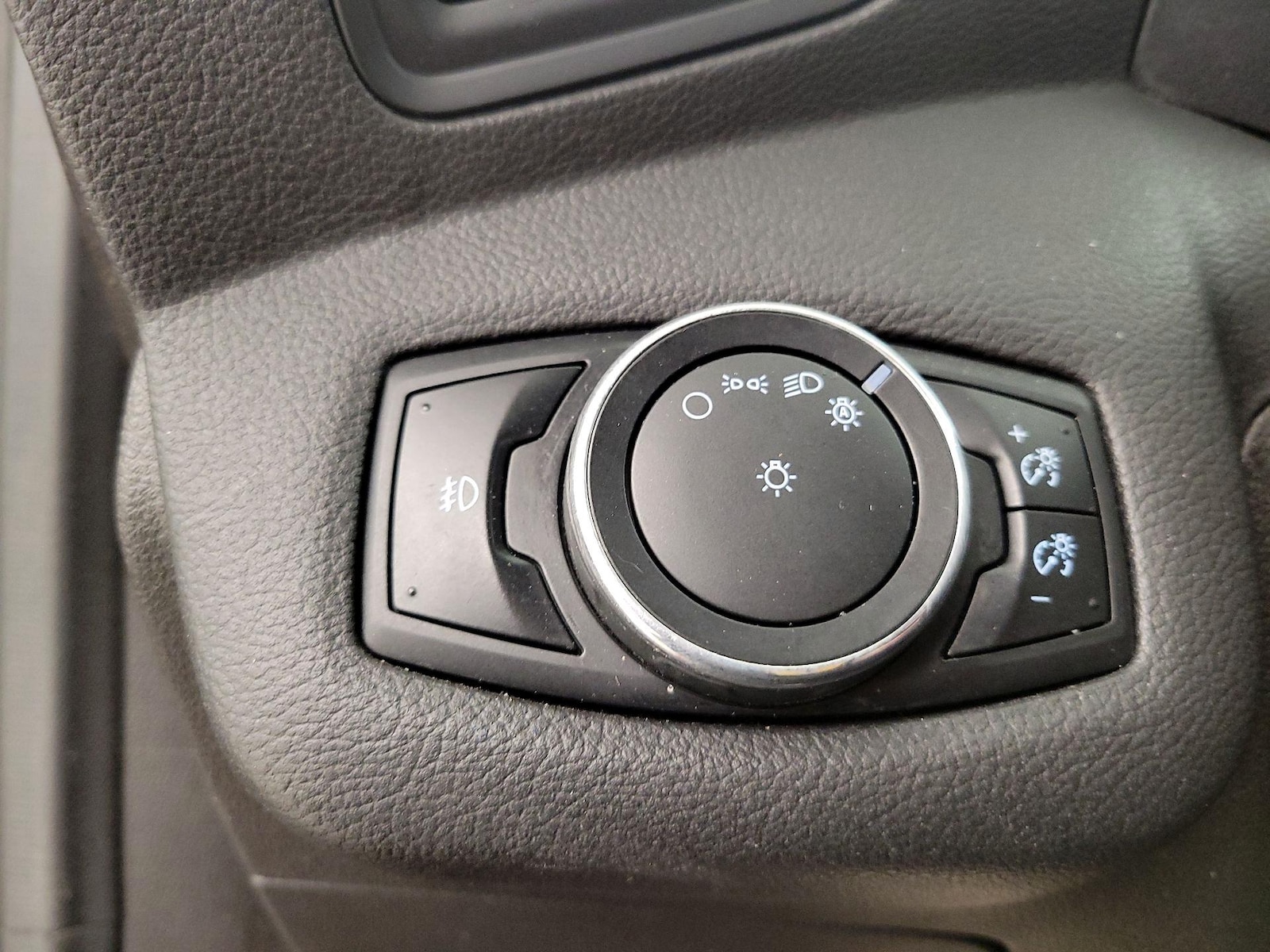 2014 Ford Escape SE - Photo 14