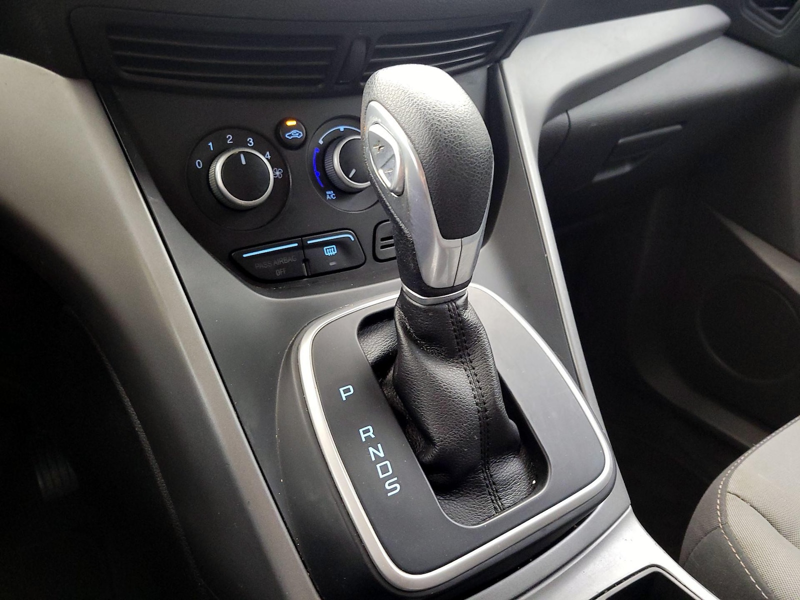 2014 Ford Escape SE - Photo 18