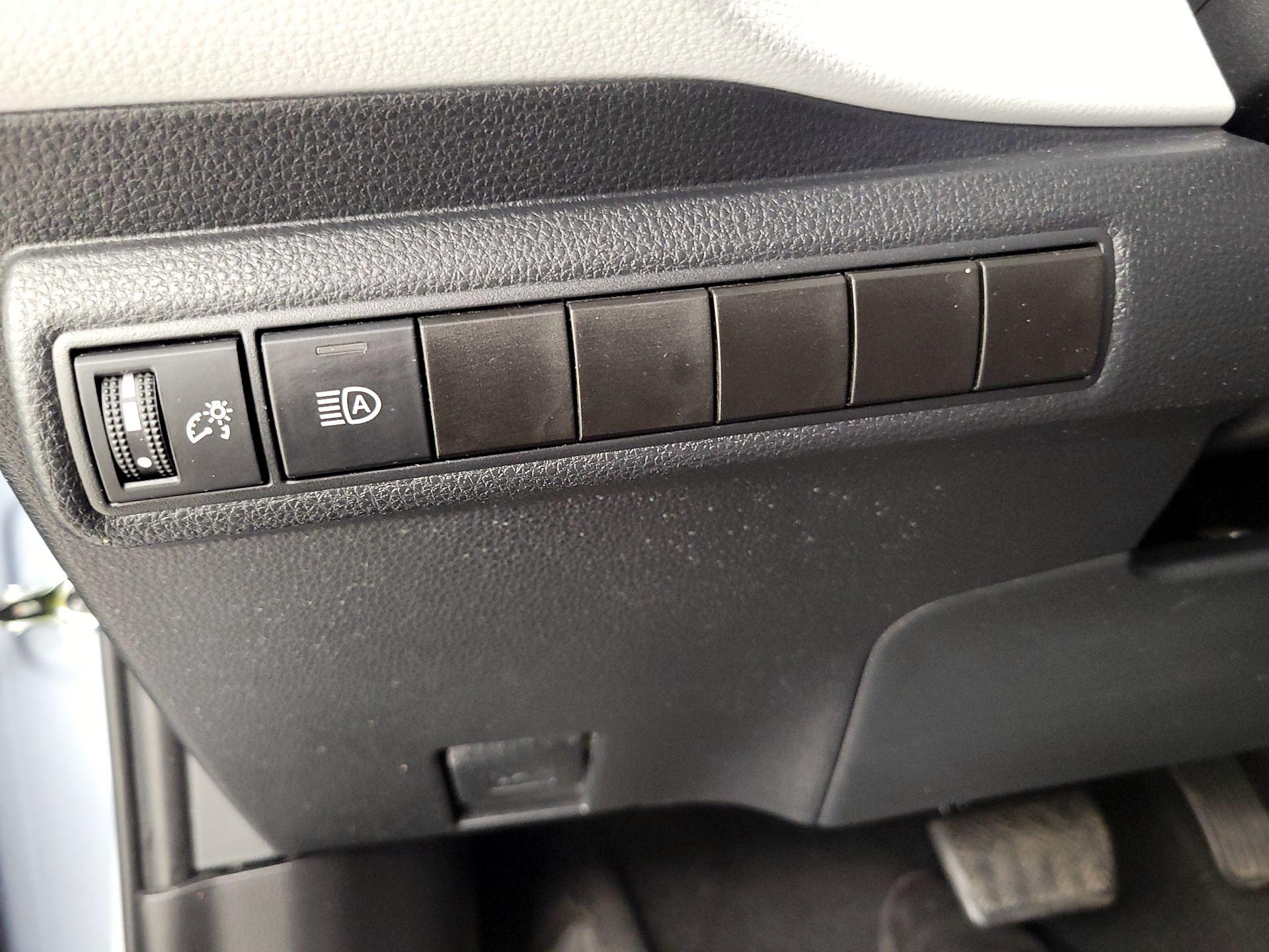 Thumbnail: 2023 Toyota Corolla - 13