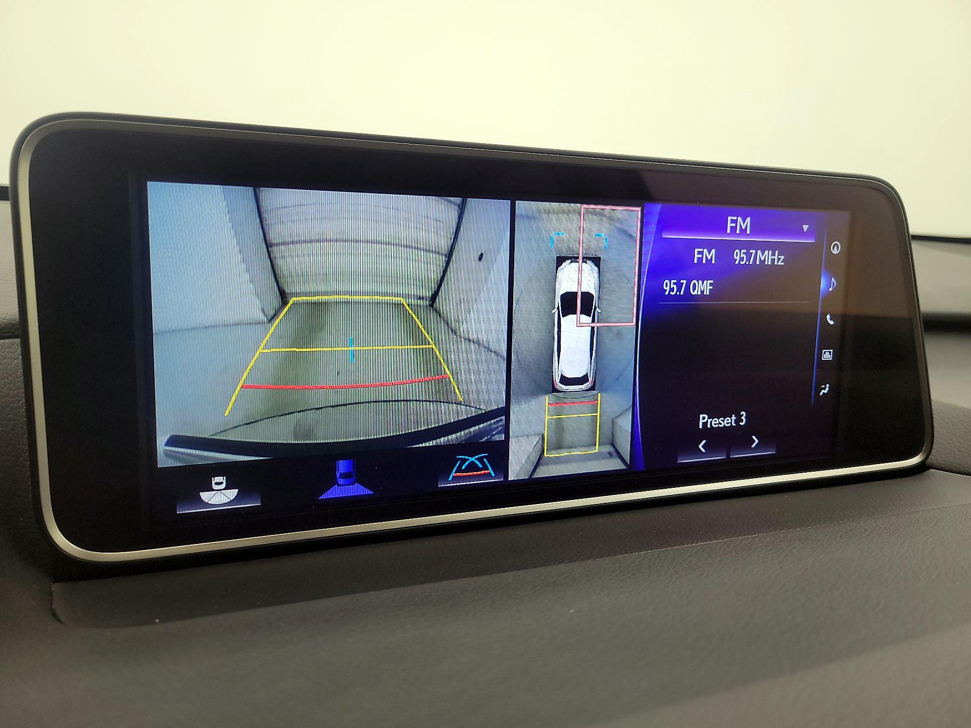 Thumbnail: 2019 Lexus RX - 15