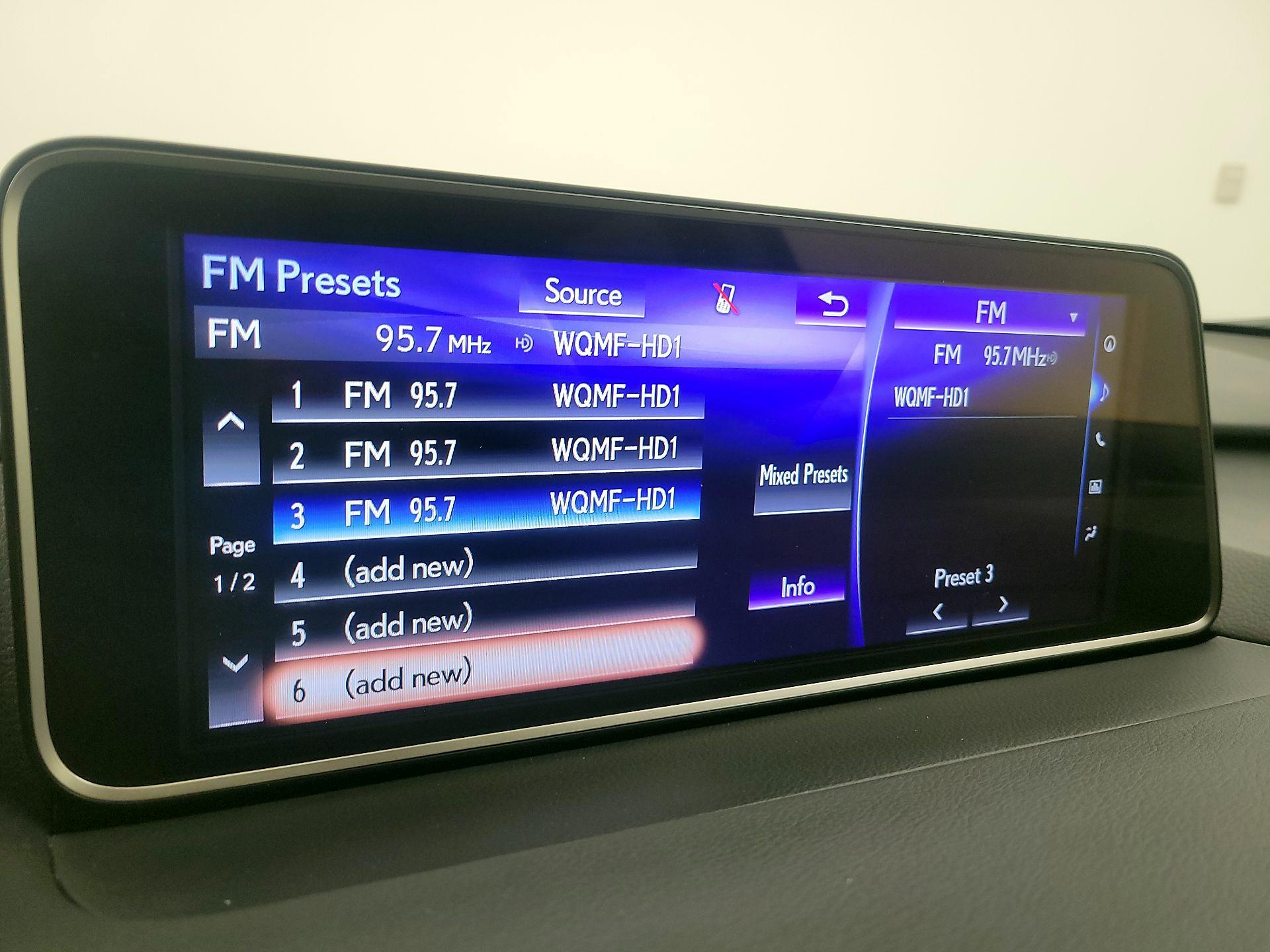 Thumbnail: 2019 Lexus RX - 16