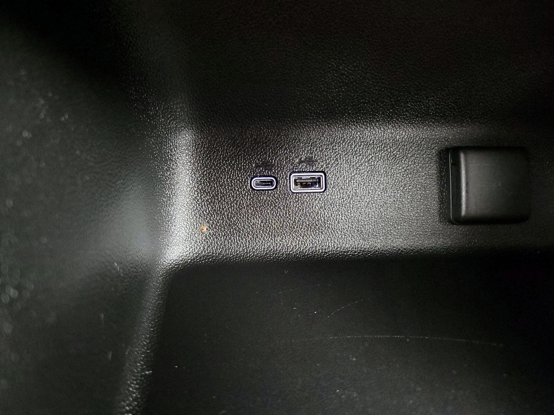 Thumbnail: 2024 Chevrolet Traverse - 18